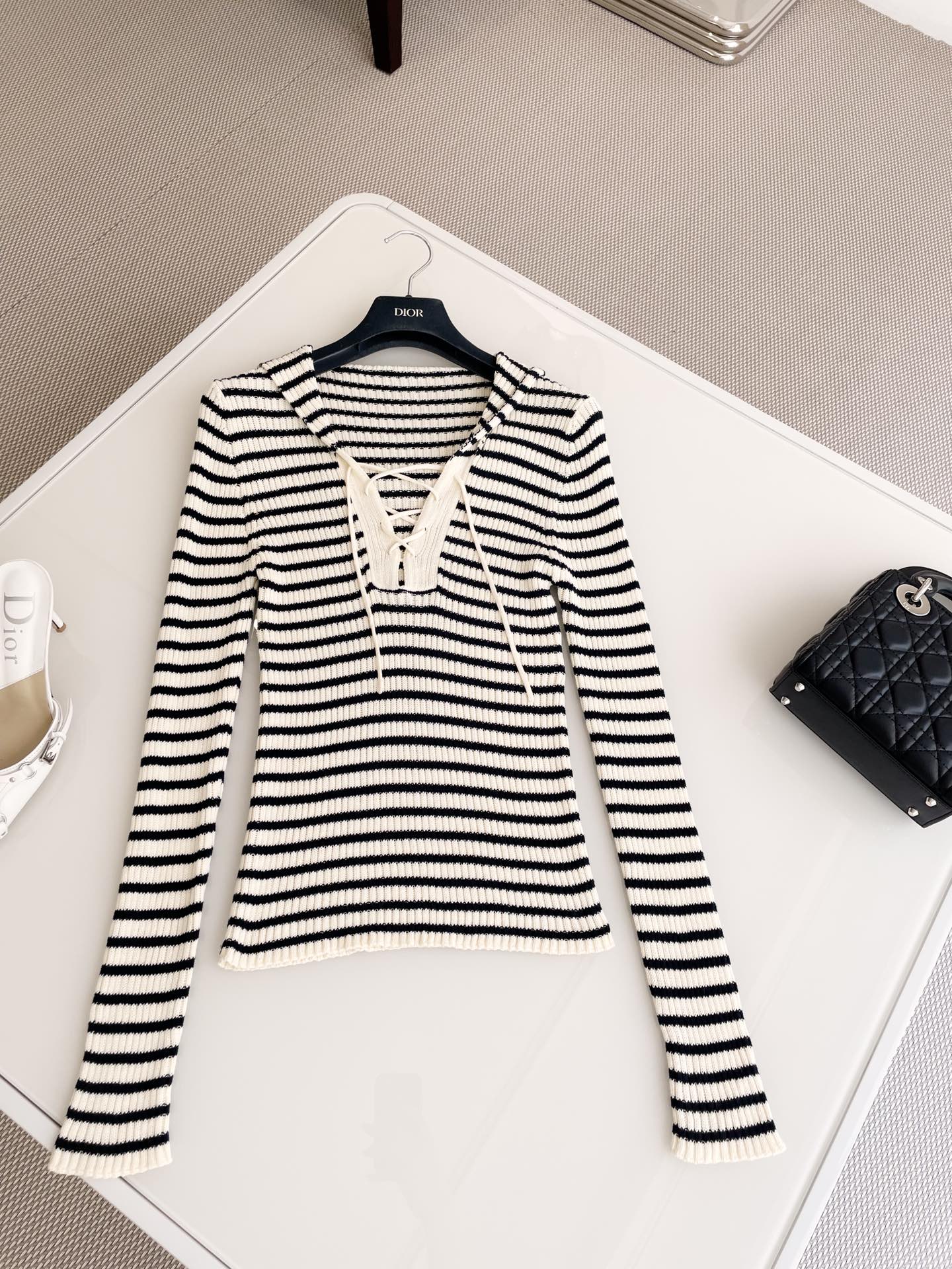 Bagsaaa D10riviera Sweater White and Navy Blue Cotton Ribbed Knit with D10r Marinière Motif