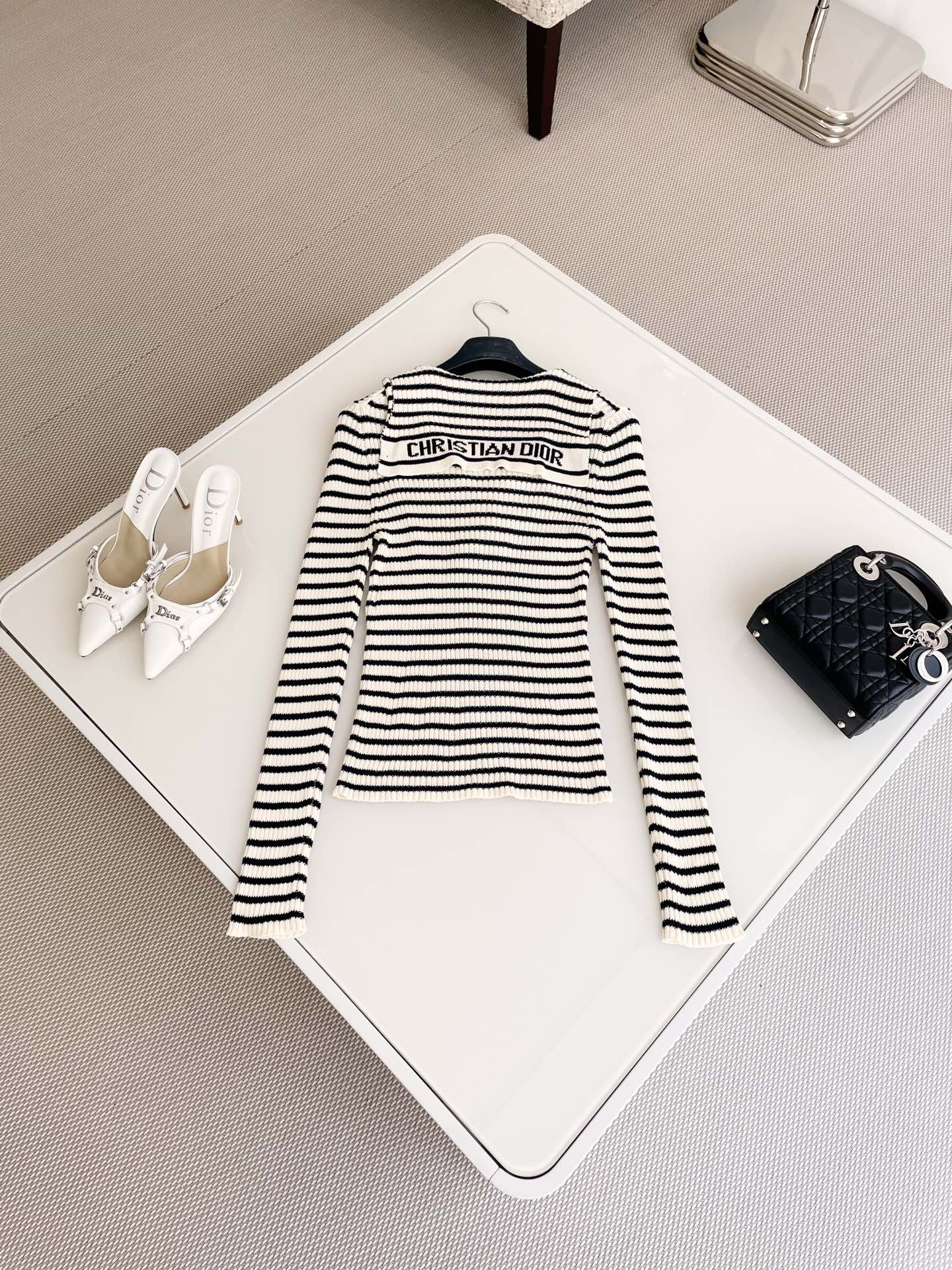 Bagsaaa D10riviera Sweater White and Navy Blue Cotton Ribbed Knit with D10r Marinière Motif