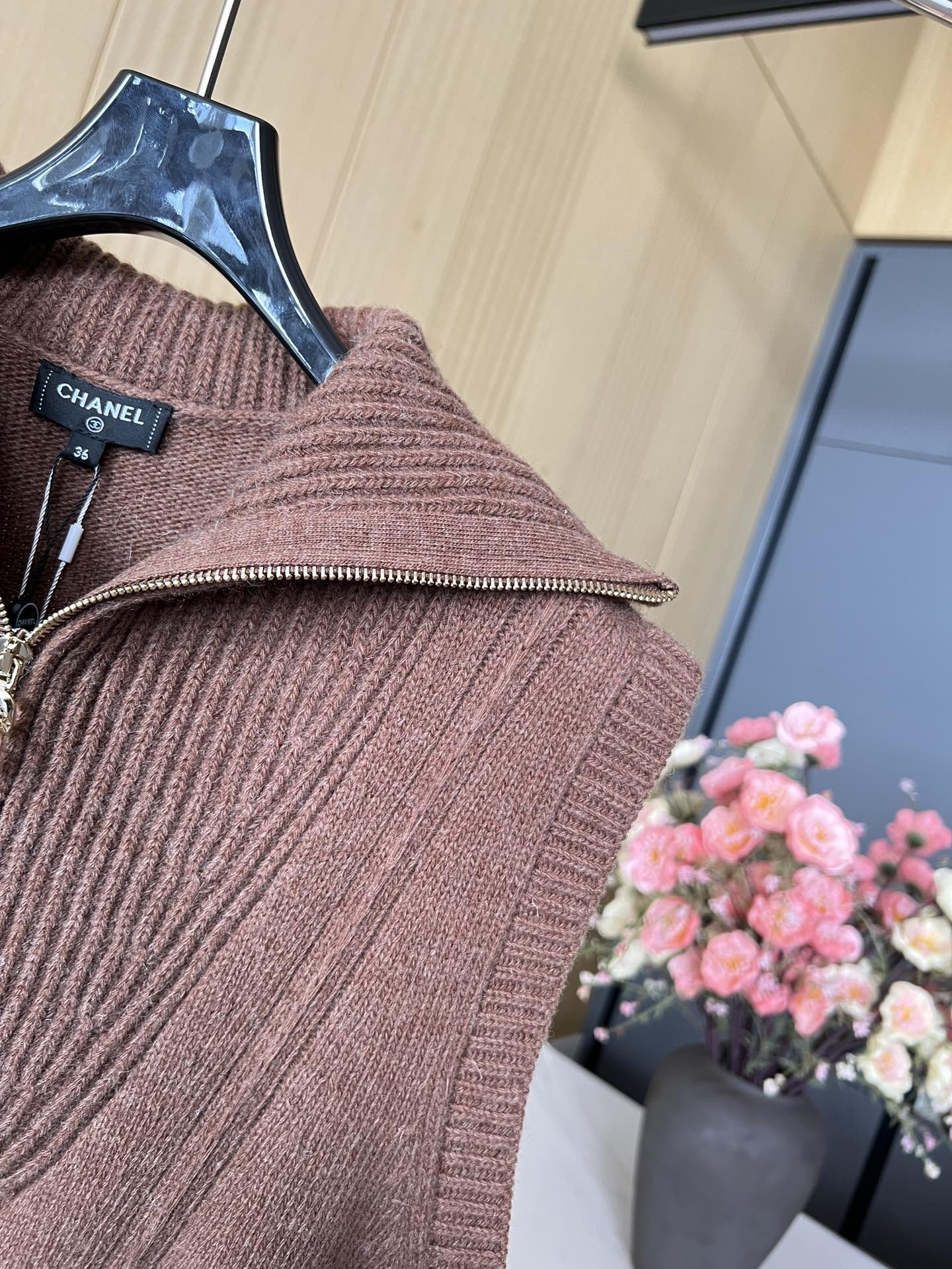 Bagsaaa Ch**el Sweater Brown Cashmere P77533