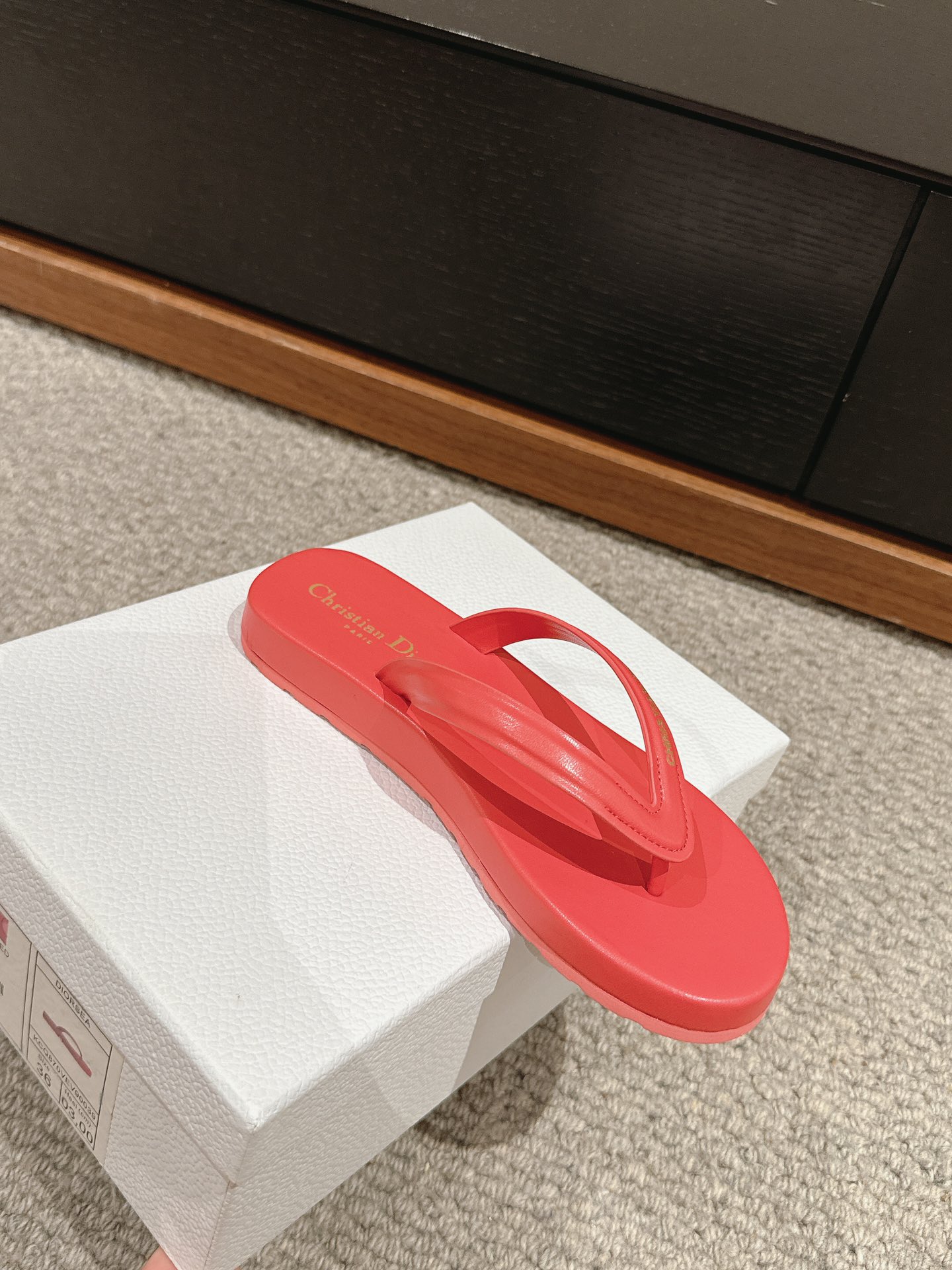 Bagsaaa D10riviera D10rsea Thong Sandal Coral Leather-Effect Fabric