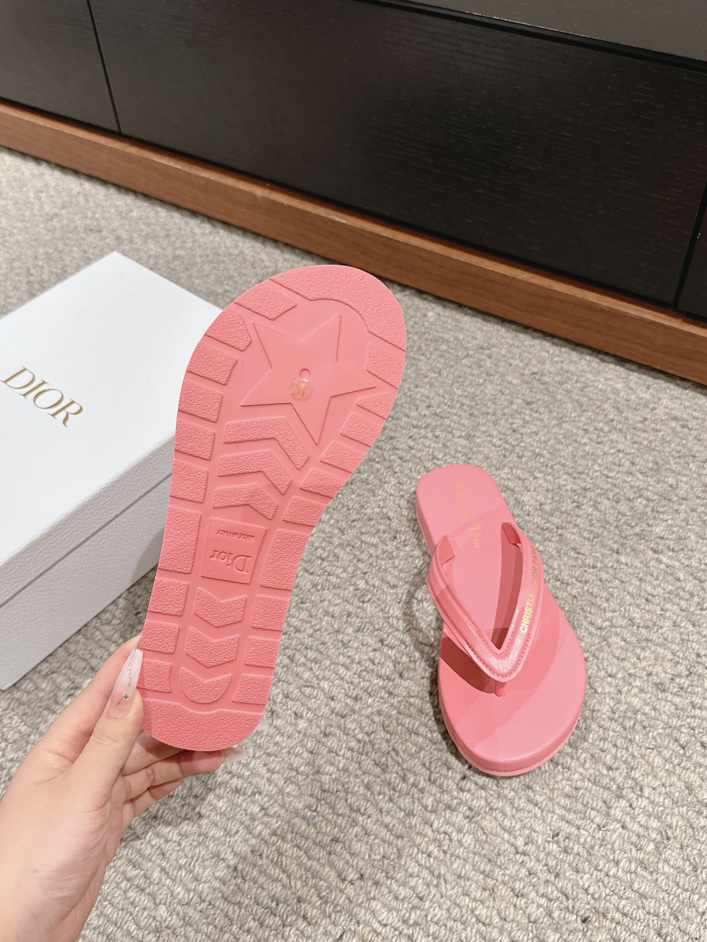 Bagsaaa D10riviera D10rsea Thong Sandal Candy Pink Leather-Effect Fabric