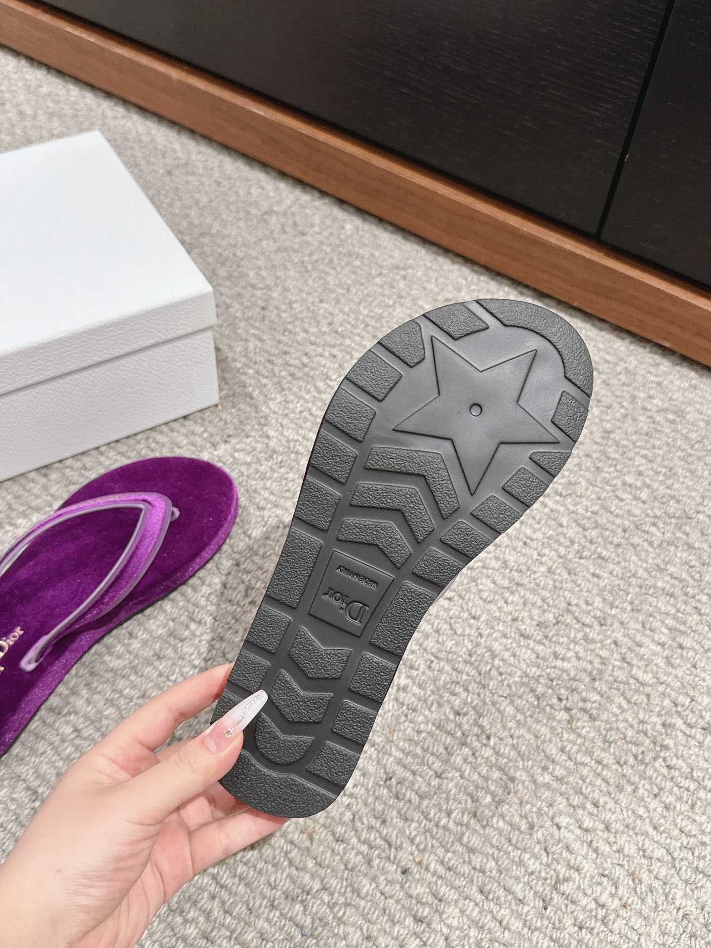 Bagsaaa D10rsea Thong Sandal Purple Velvet