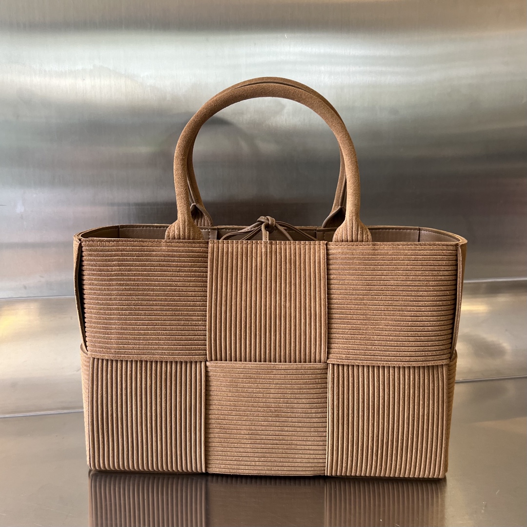 Bagsaaa B0tt*ga Ven*ta Small Arco Tote Bag Brown - 30x20x11.5 cm