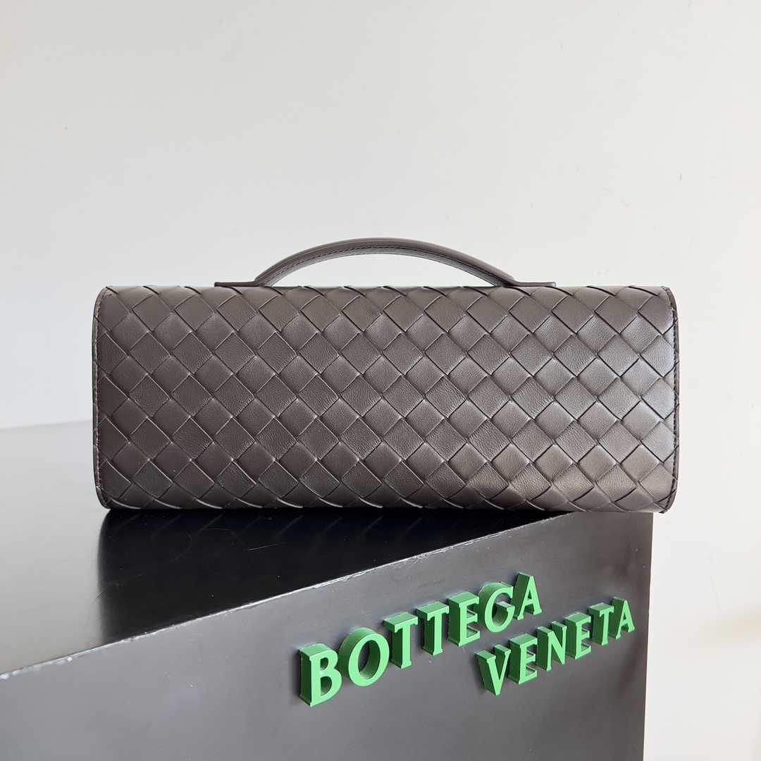 Bagsaaa B0tt*ga Ven*ta Long Clutch Andiamo With Handle Fondant - 31*13*3cm