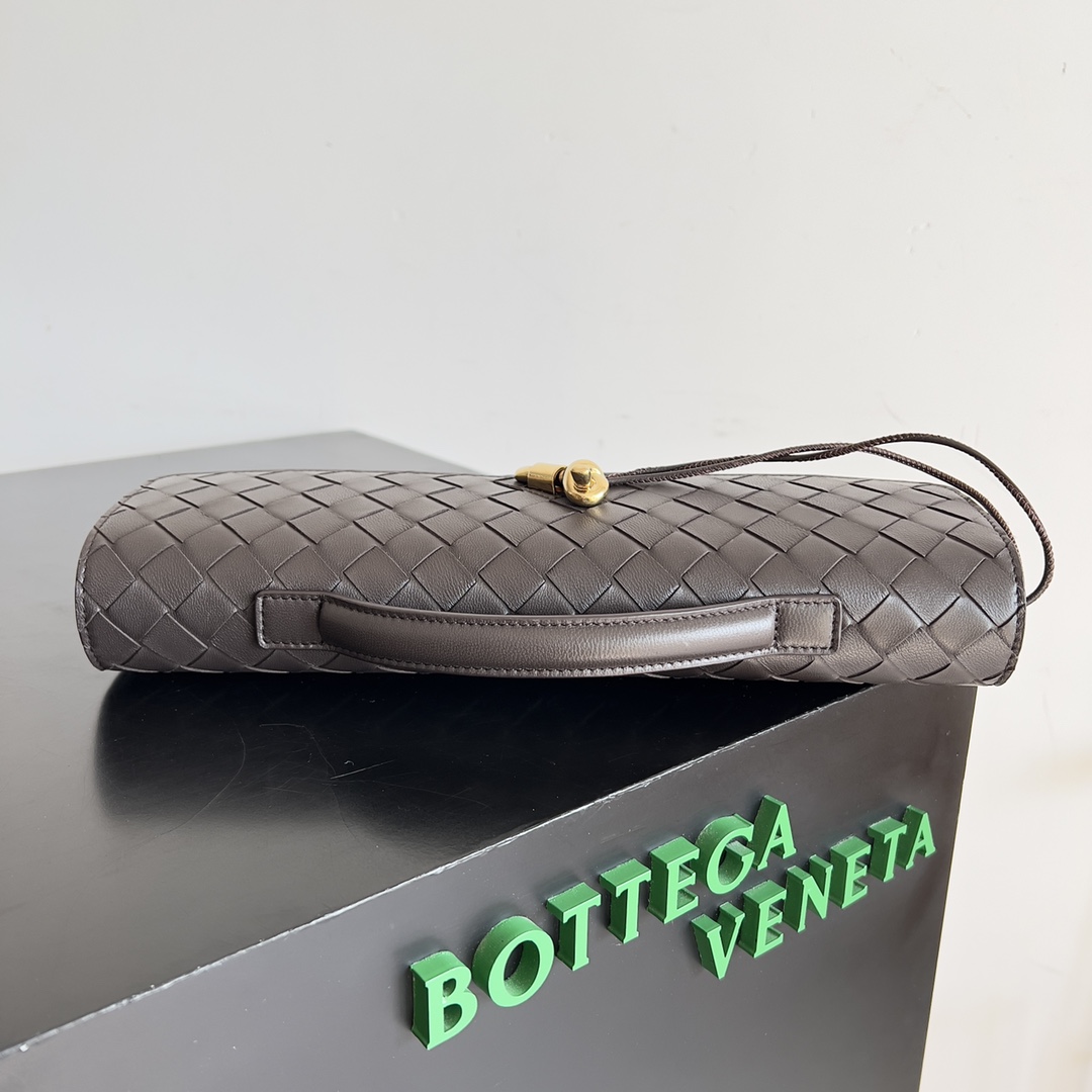 Bagsaaa B0tt*ga Ven*ta Long Clutch Andiamo With Handle Fondant - 31*13*3cm