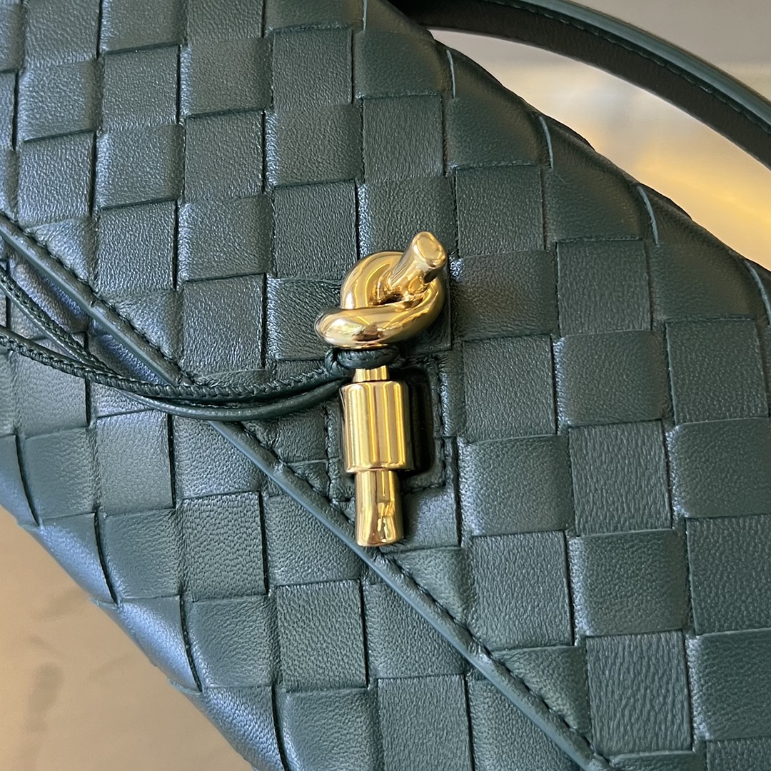 Bagsaaa B0tt*ga Ven*ta Long Clutch Andiamo With Handle Green - 31*13*3cm