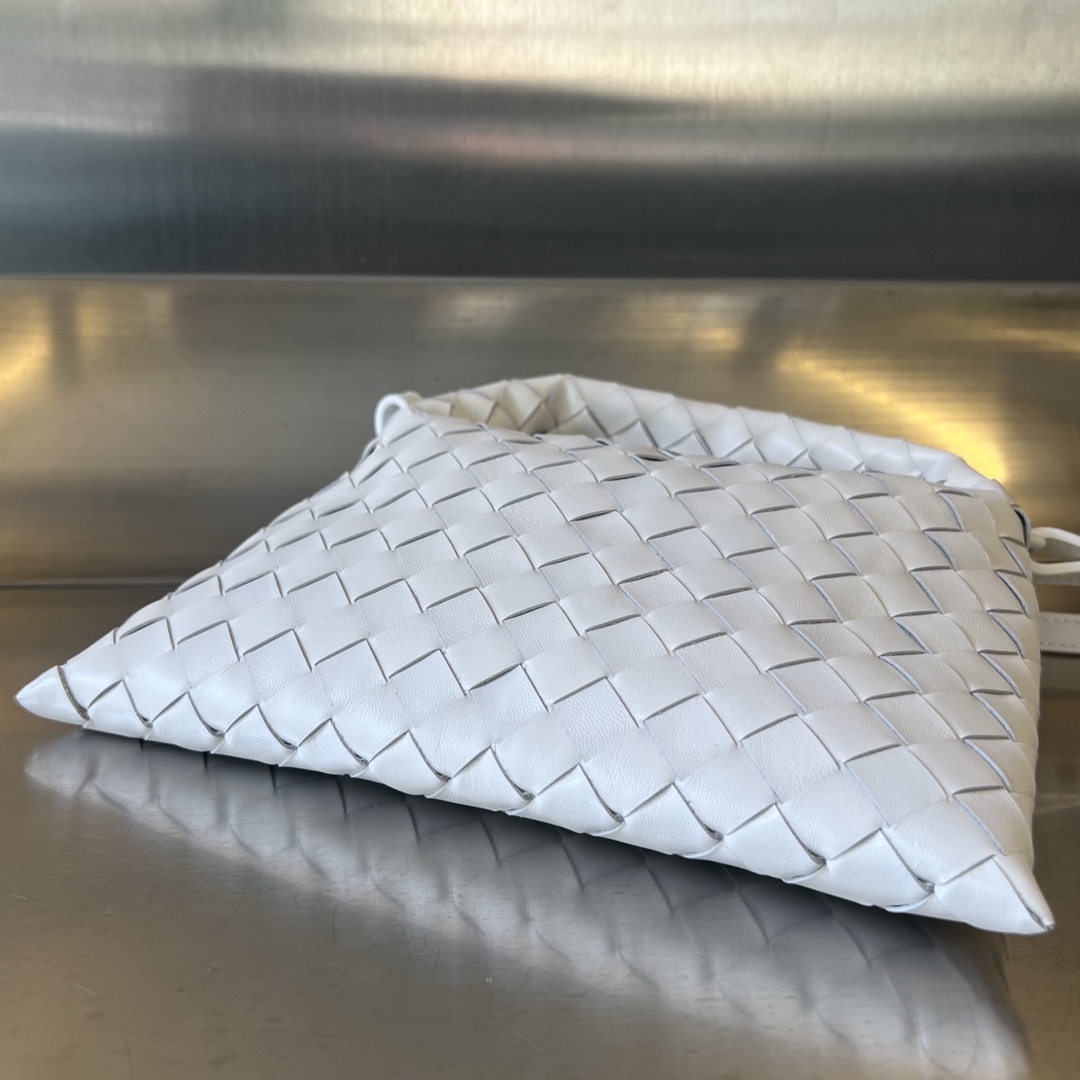 Bagsaaa B0tt*ga Ven*ta Mini Hop White - 25.5*14.5*11cm