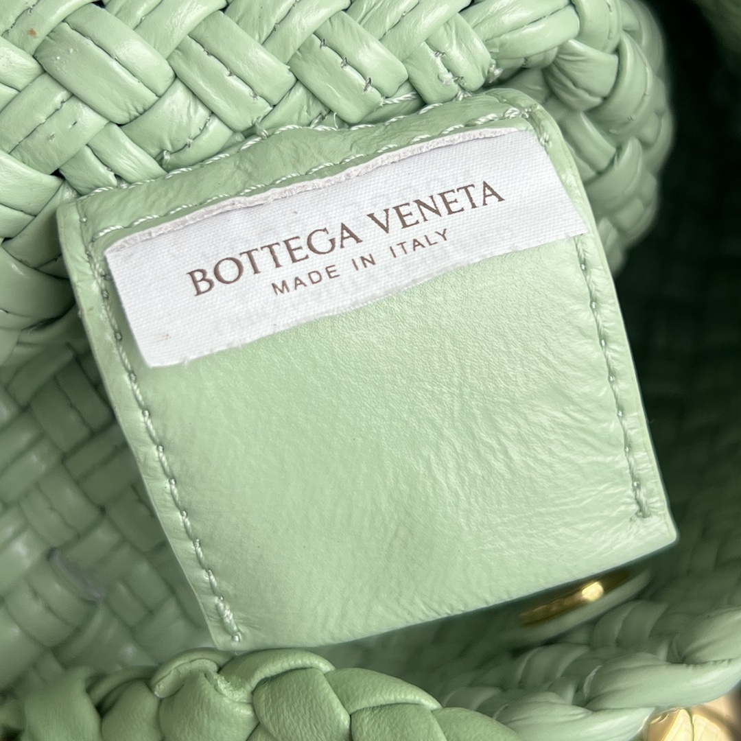 Bagsaaa B0tt*ga Ven*ta Mini Tosca Fresh Mint - 20x15.5x7