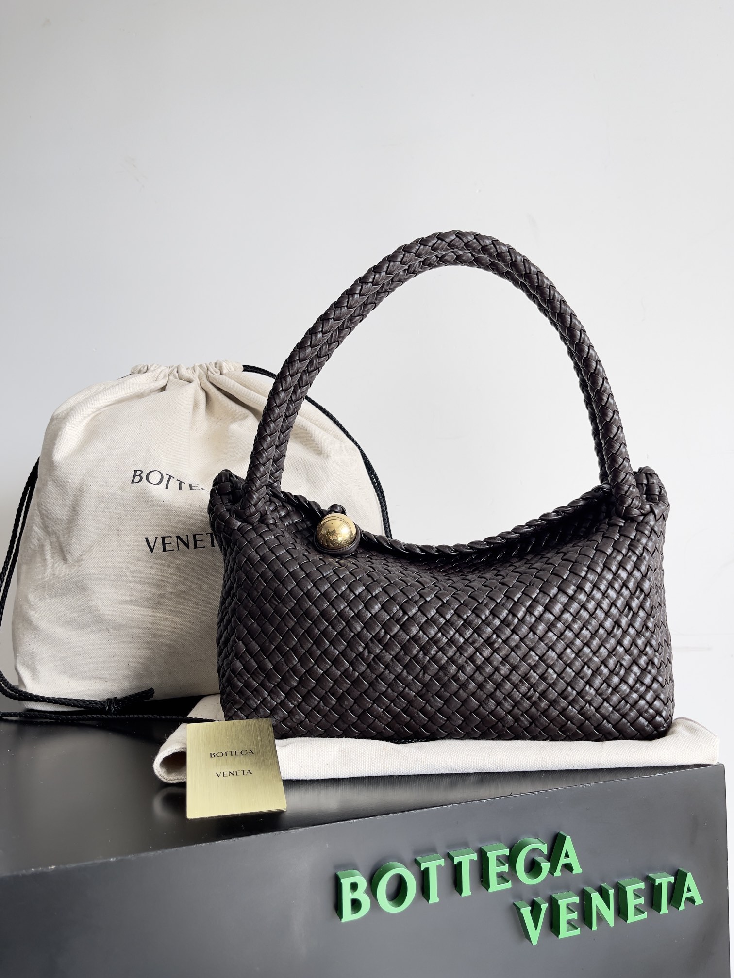 Bagsaaa B0tt*ga Ven*ta Tosca Shoulder Bag Fondant - 27*9*18cm