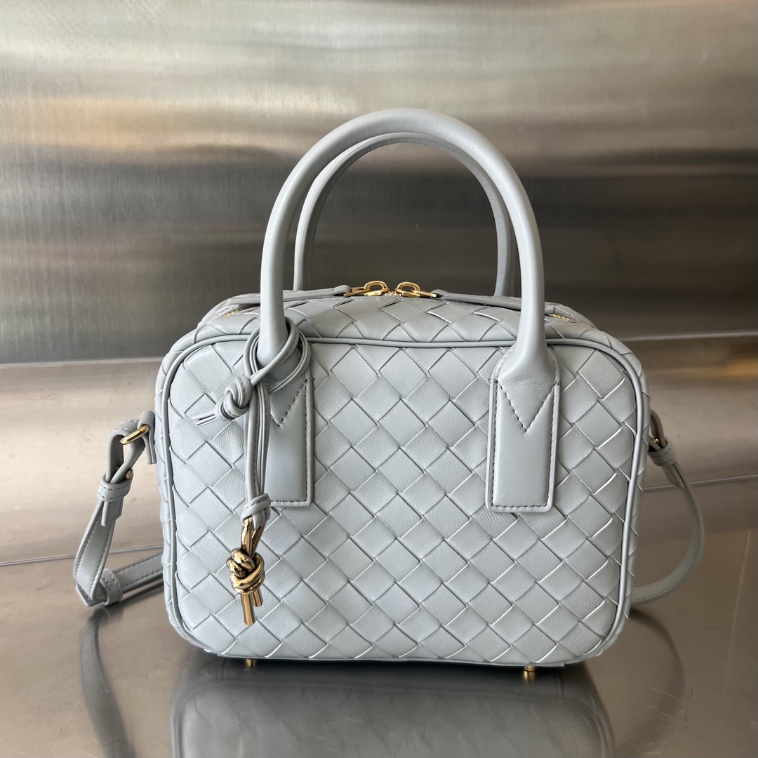 Bagsaaa B0tt*ga Ven*ta Small Getaway Gray - 23.5x17.5x9cm