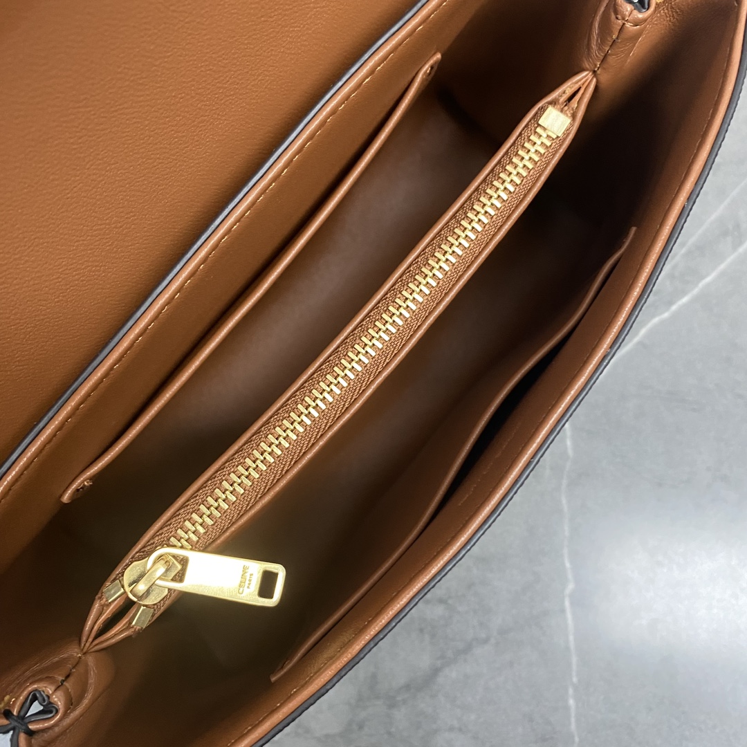 Bagsaaa Ce1i*e Teen Nino Bag In Triomphe Canvas 118112 - 20.5 X 13 X 8 CM