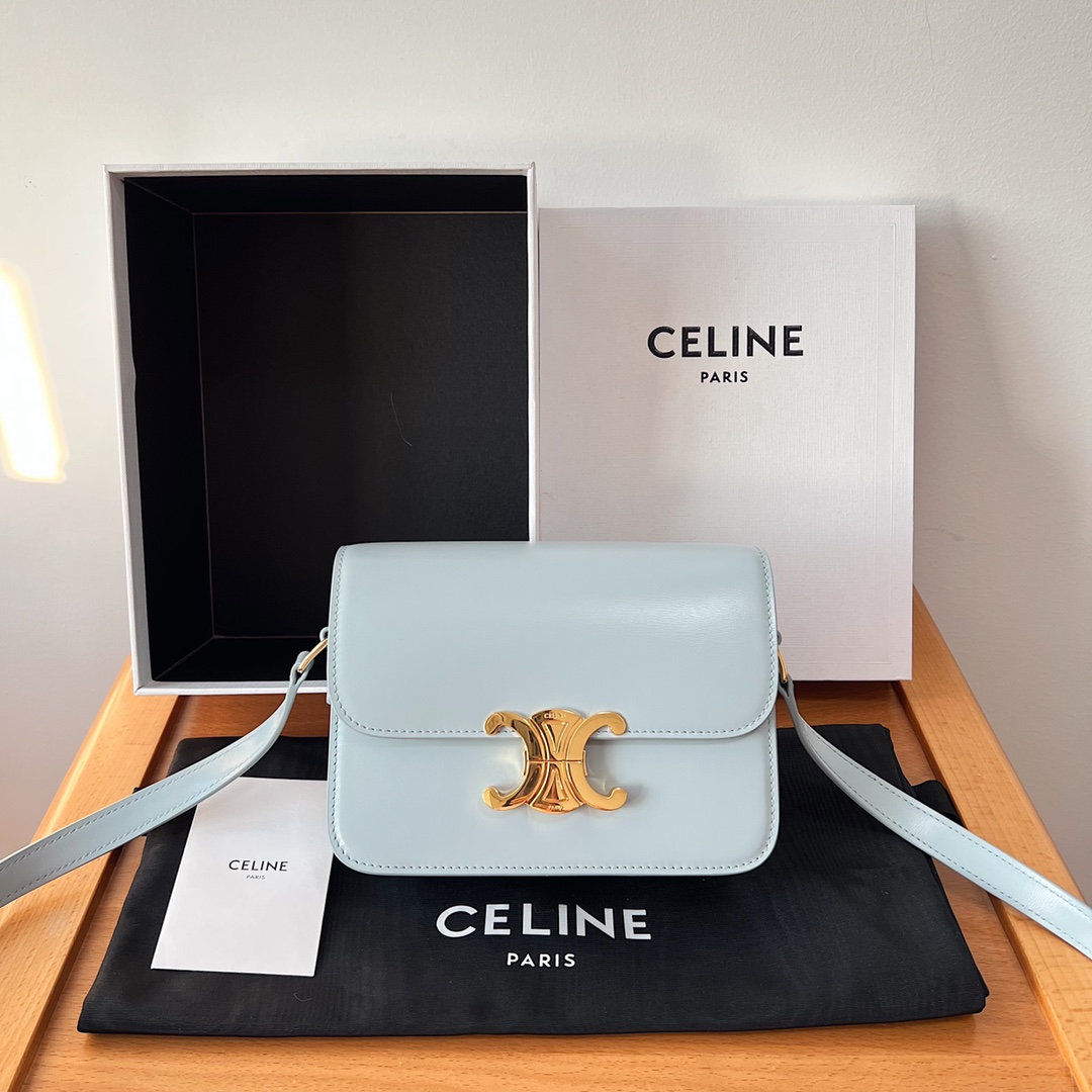 Bagsaaa Ce1i*e Teen Triomphe Bag In Shiny Calfskin Pale Blue - 18.5 X 13.5 X 7 CM