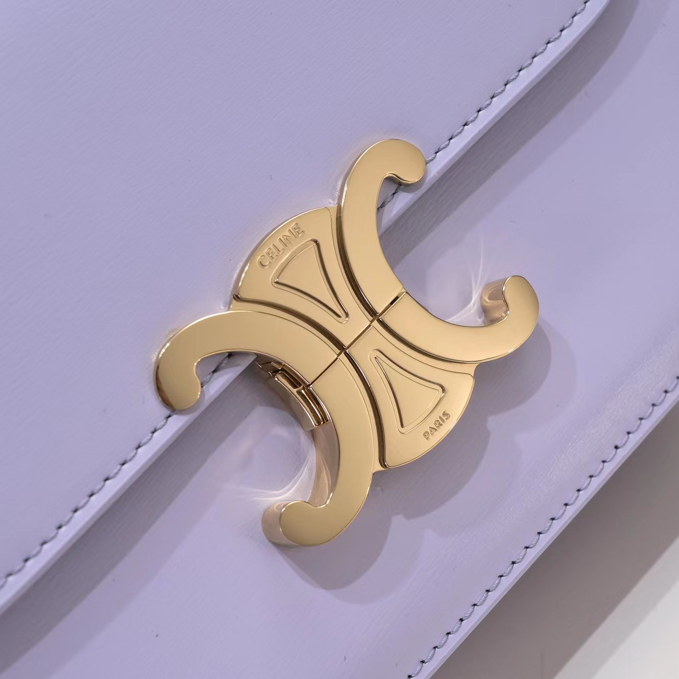 Bagsaaa Ce1i*e Teen Triomphe Bag In Shiny Calfskin Light Purple - 18.5 X 13.5 X 7 CM