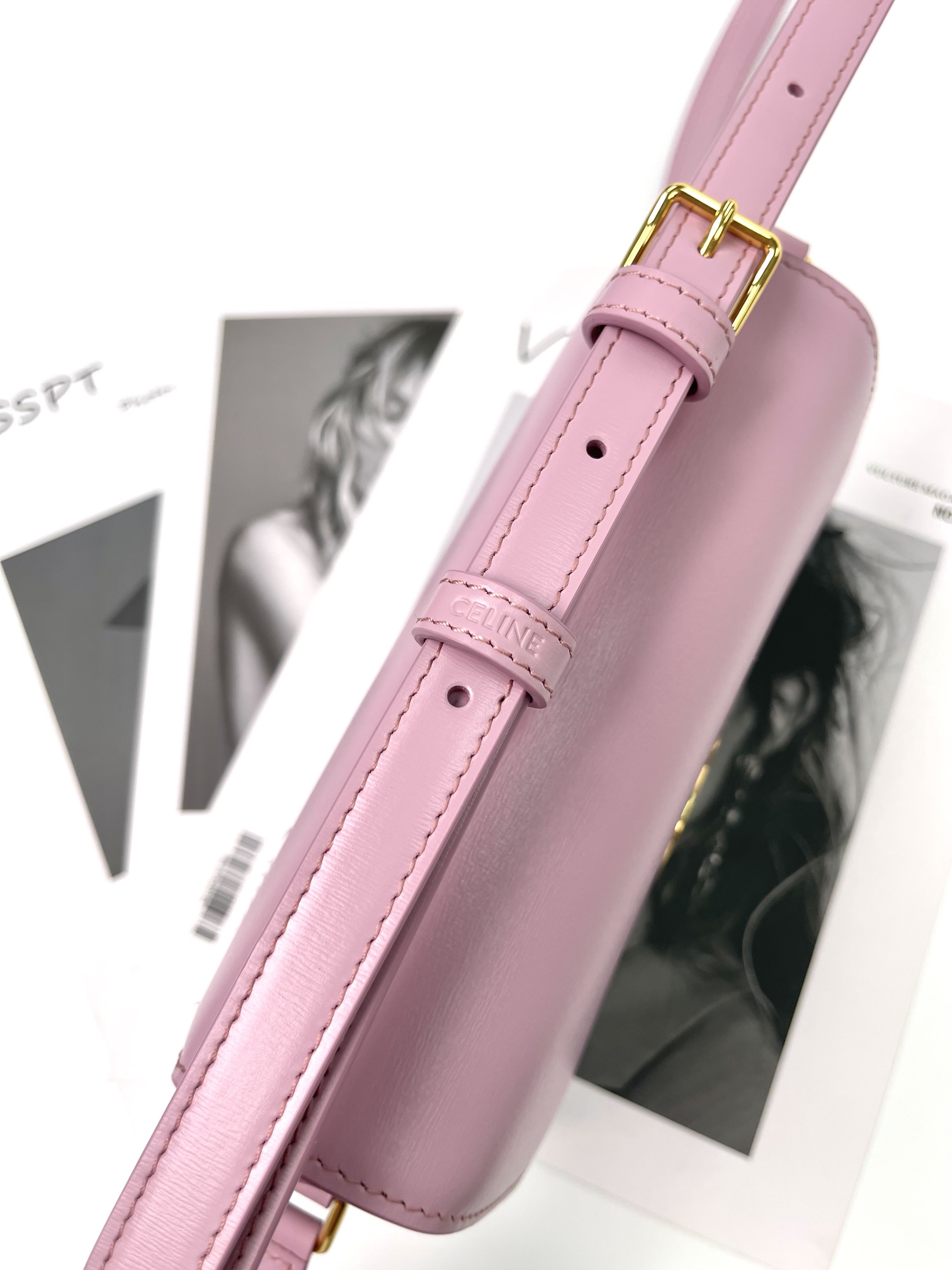 Bagsaaa Ce1i*e Teen Triomphe Bag In Shiny Calfskin Petal - 18.5 X 13.5 X 7 CM
