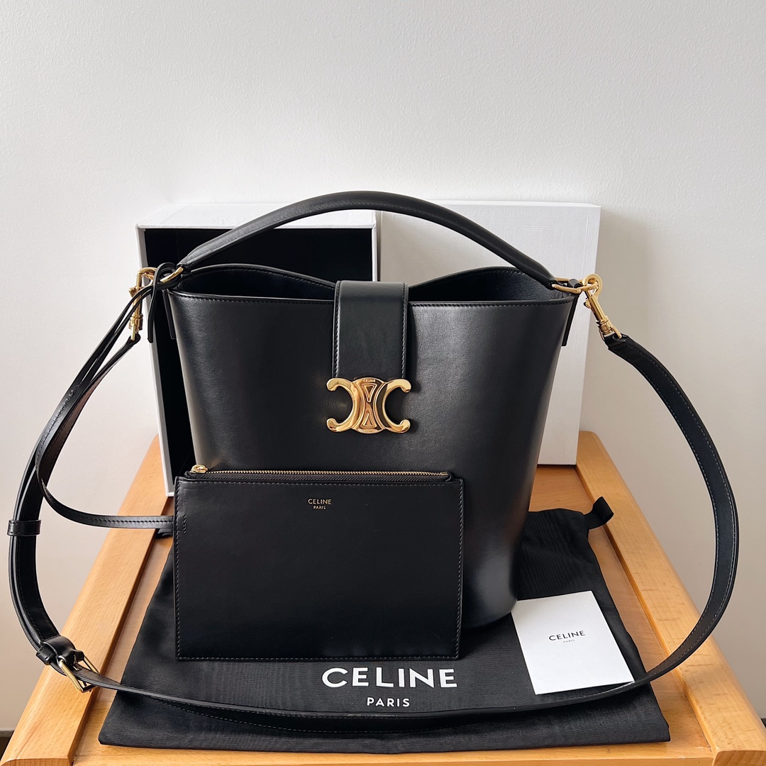 Bagsaaa Ce1i*e Medium L0vise Bag In Smooth Calfskin Black - 23.5 X 24 X 16 CM