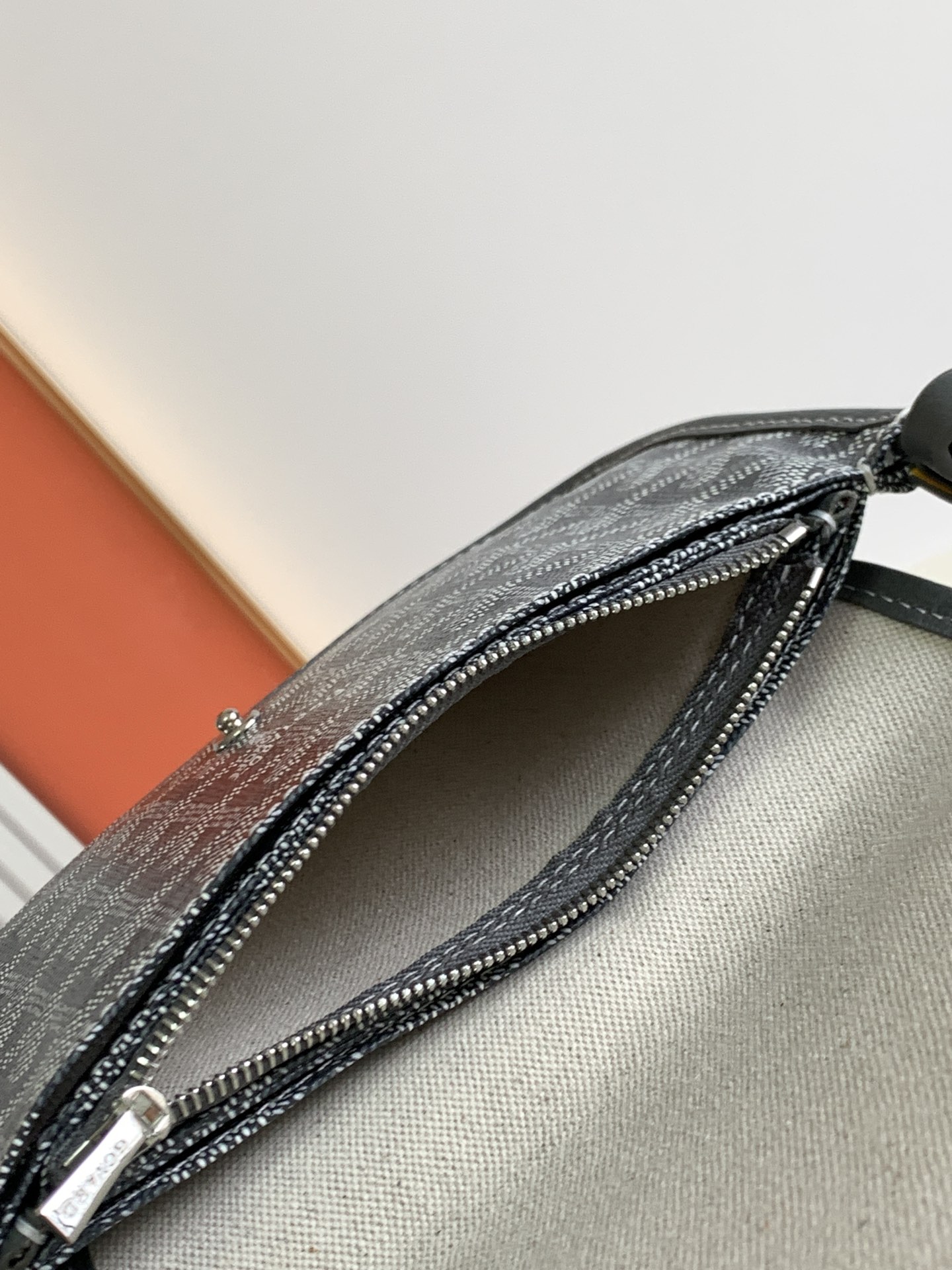 Bagsaaa G09ard Plumet Pocket Wallet Gray - 14 x 2.5 x 20.5 cm