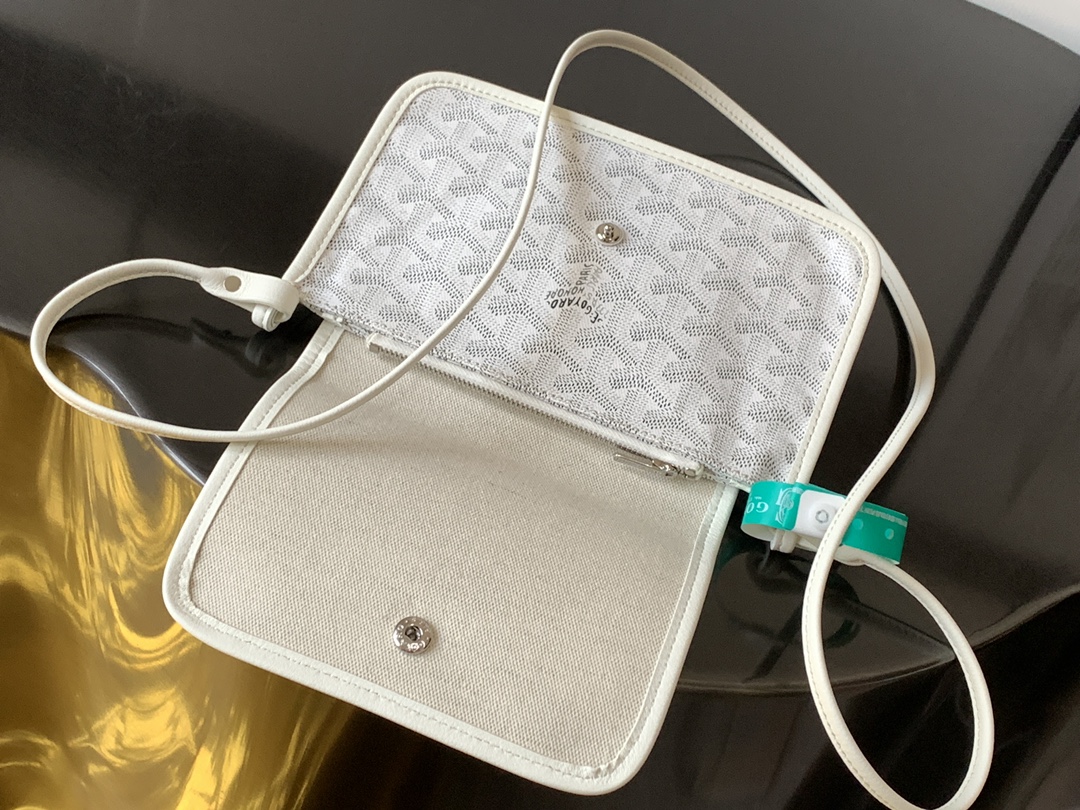 Bagsaaa G09ard Plumet Pocket Wallet White - 14 x 2.5 x 20.5 cm