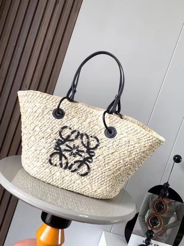 Bagsaaa L0ew* Medium Anagram Basket Bag In Iraca Palm And Calfskin Black - 46X24.5X16 cm