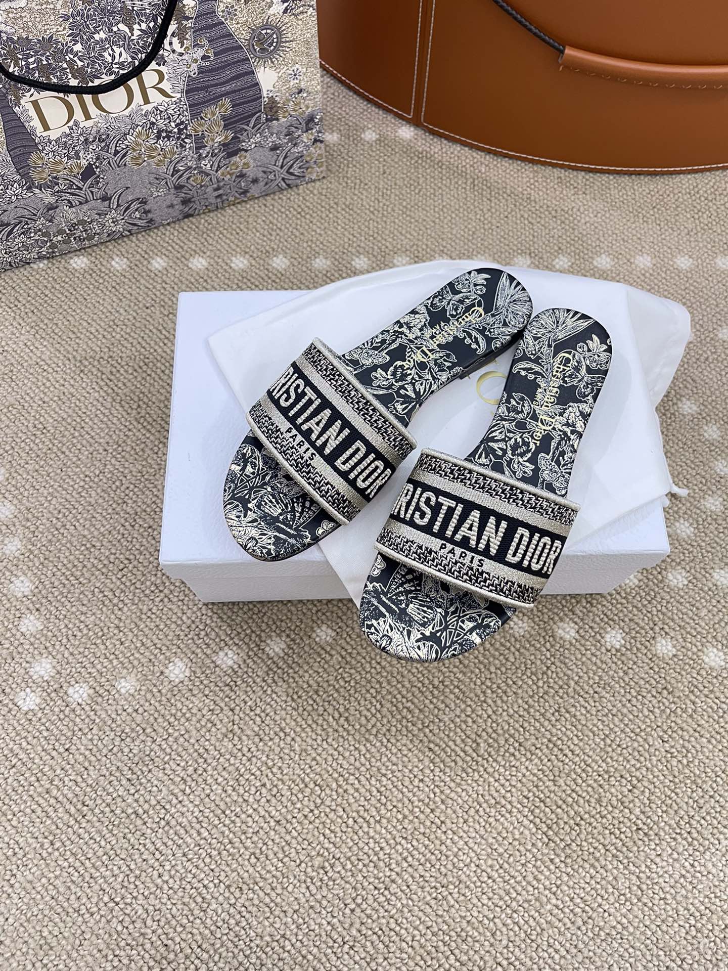 Bagsaaa D10r Dway Slide Black and Gold-Tone Toile de Jouy Mexico Embroidered Cotton with Metallic Thread