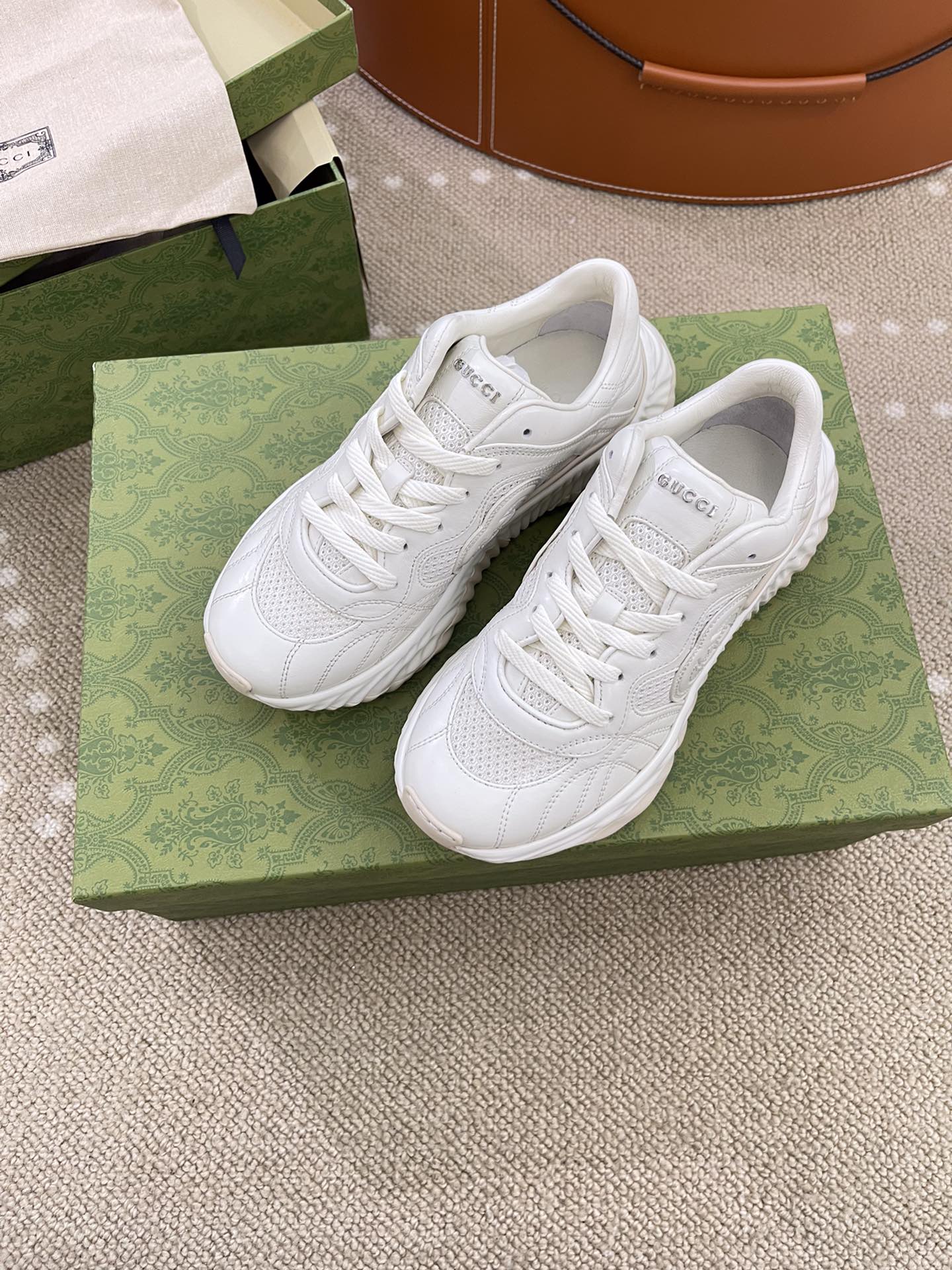 Bagsaaa Gvc*1 Ripple Trainer White 771471