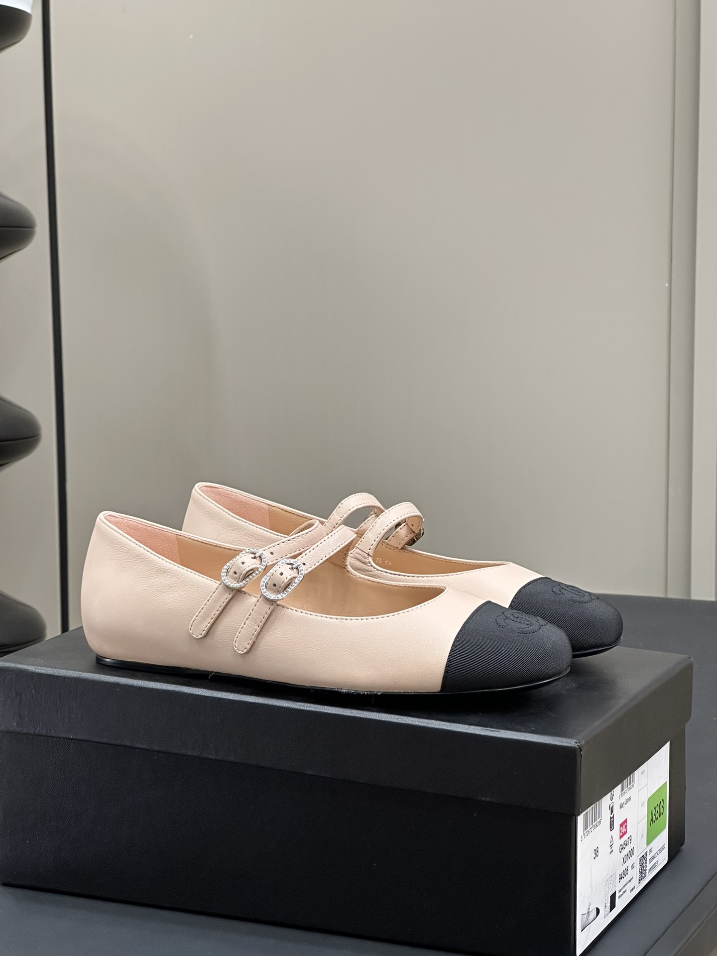 Bagsaaa Ch**el Mary Janes Beige Lambskin G45697