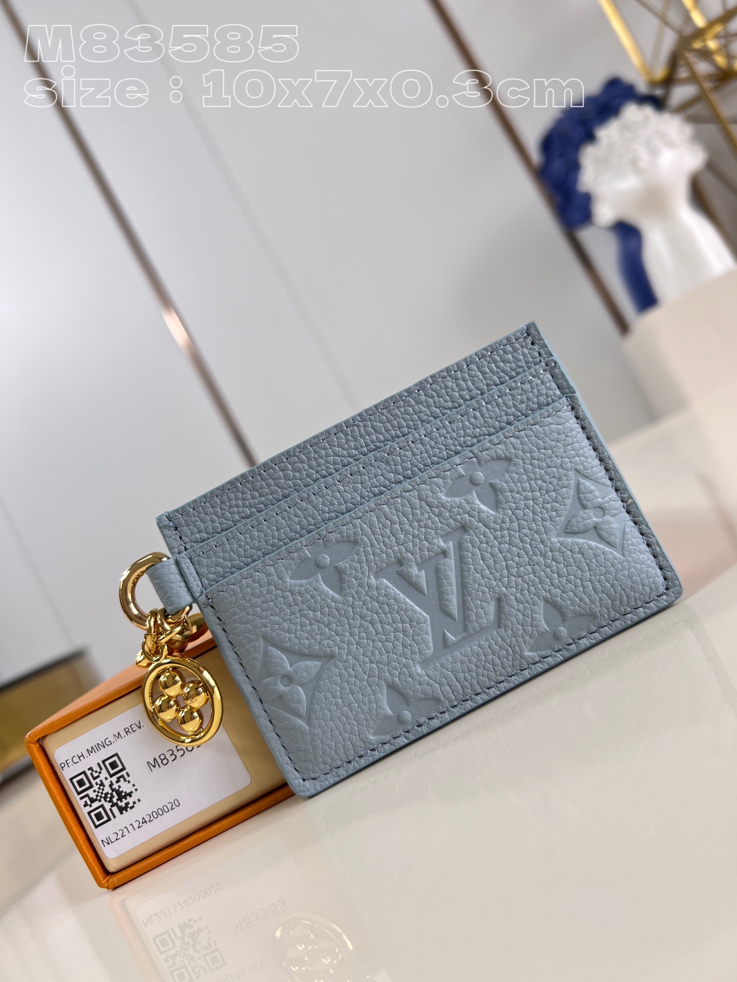 Bagsaaa L0vis Vvtt0n M83585 LV Charms Card Holder Light Blue - 10.2 x 7.3 x 0.3 cm