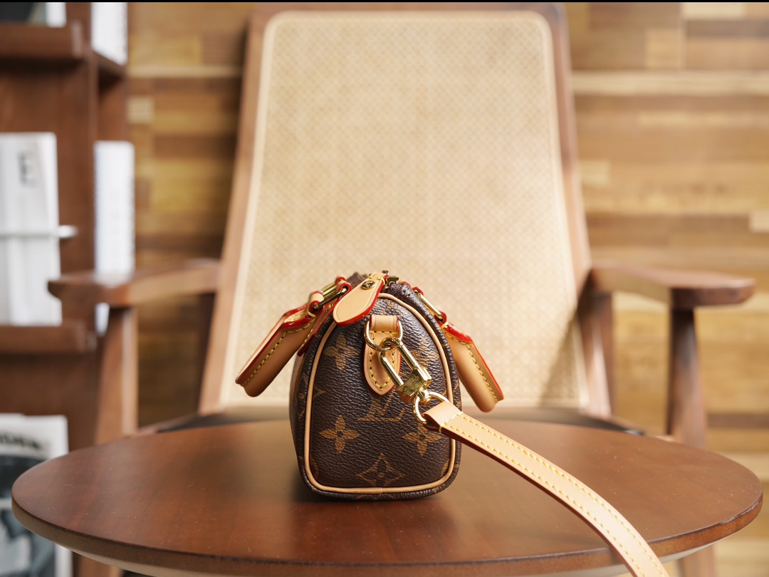 Bagsaaa L0vis Vvtt0n M81085 Nano Speedy Bag Monogram - 16 x 10 x 7.5 cm