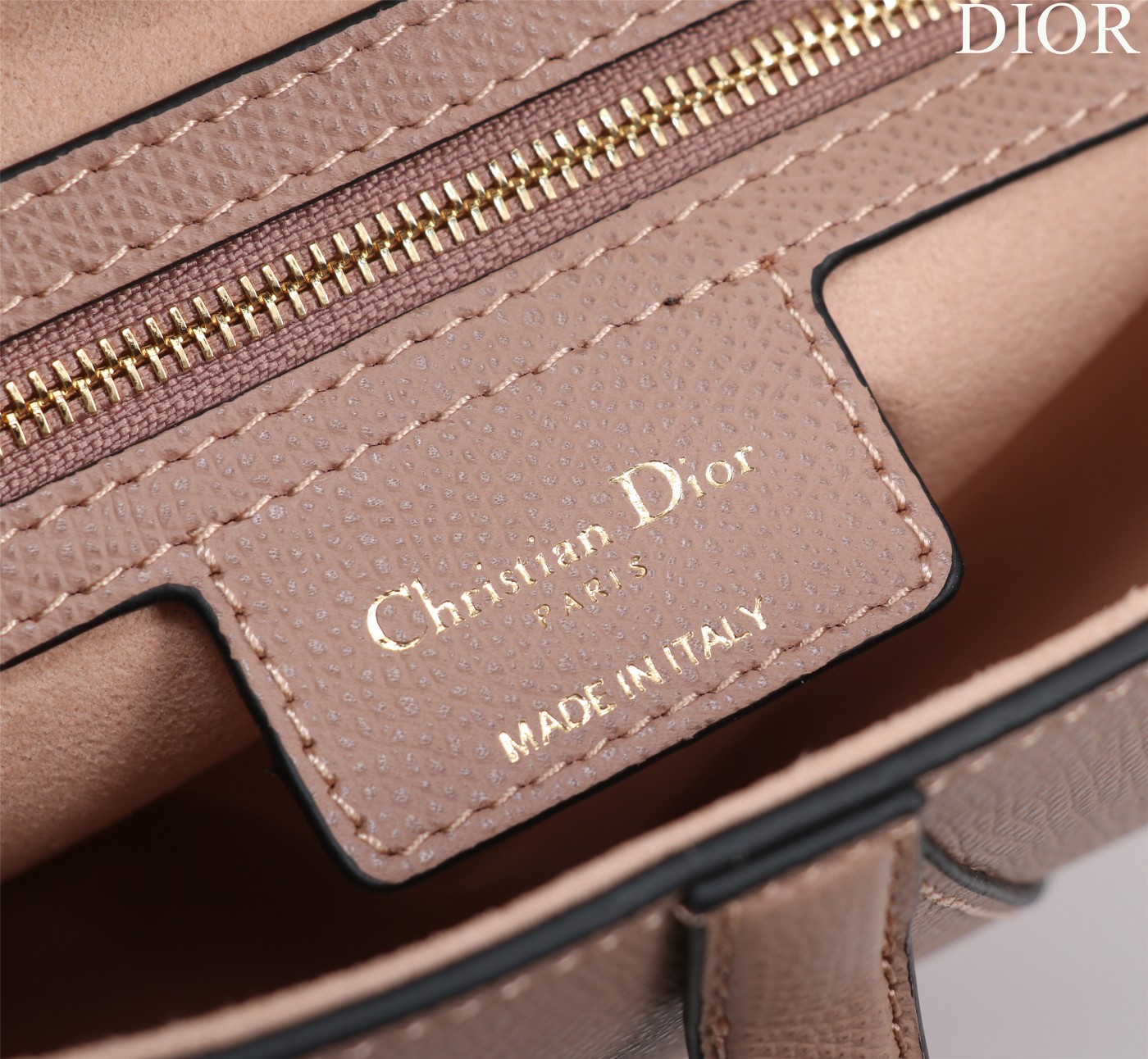 Bagsaaa D10r Saddle Bag with Strap Powder Pink Grained Calfskin - 25.5 x 20 x 6.5 cm