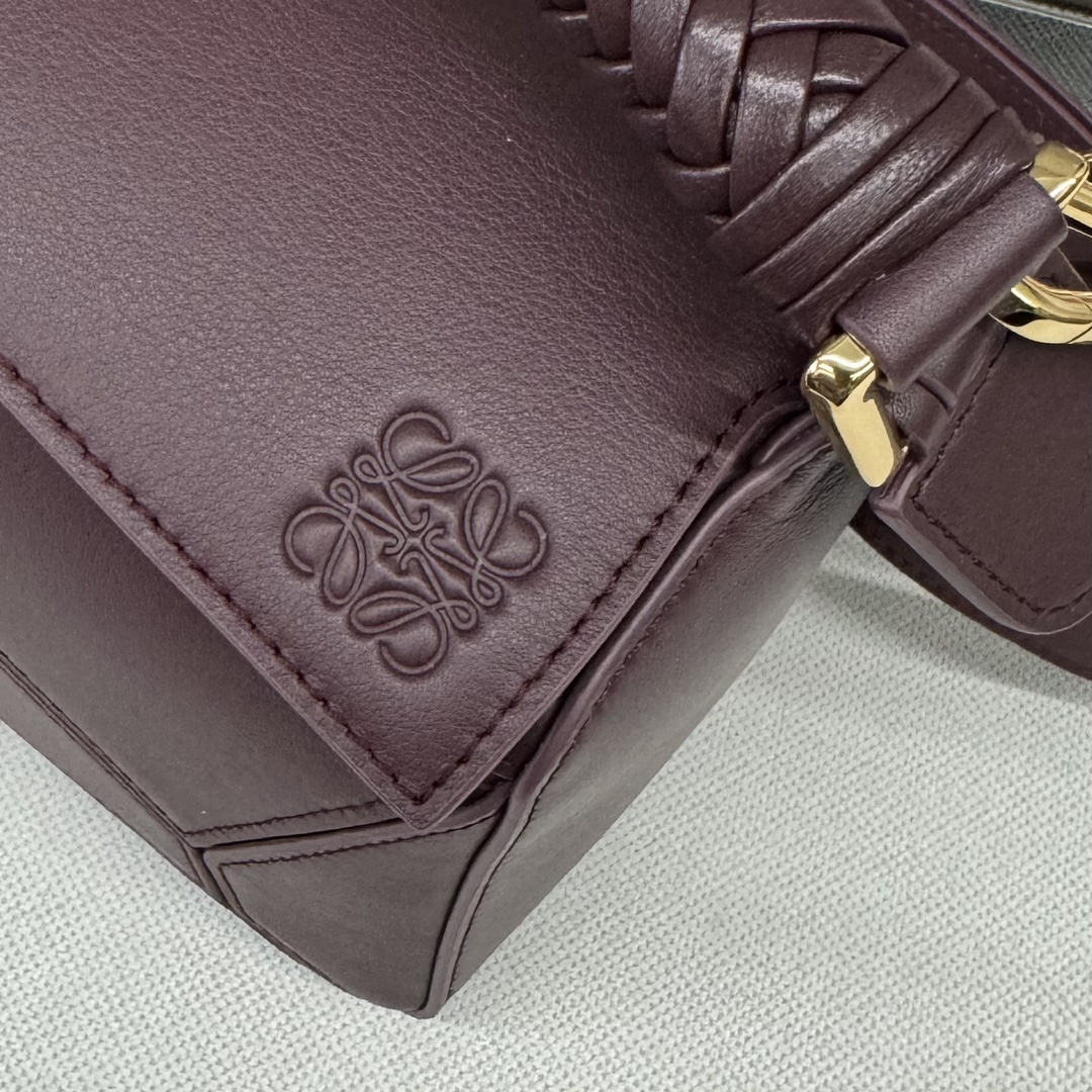 Bagsaaa L0ew* Small Puzzle bag in mellow calfskin dark burgundy - 24*10.5*16 cm