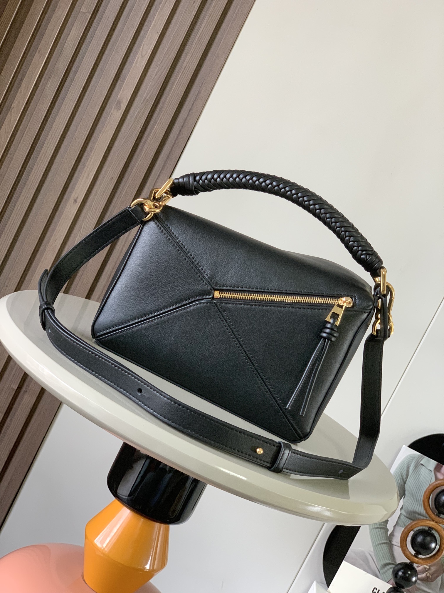 Bagsaaa L0ew* Small Puzzle bag in mellow calfskin black - 24*10.5*16 cm