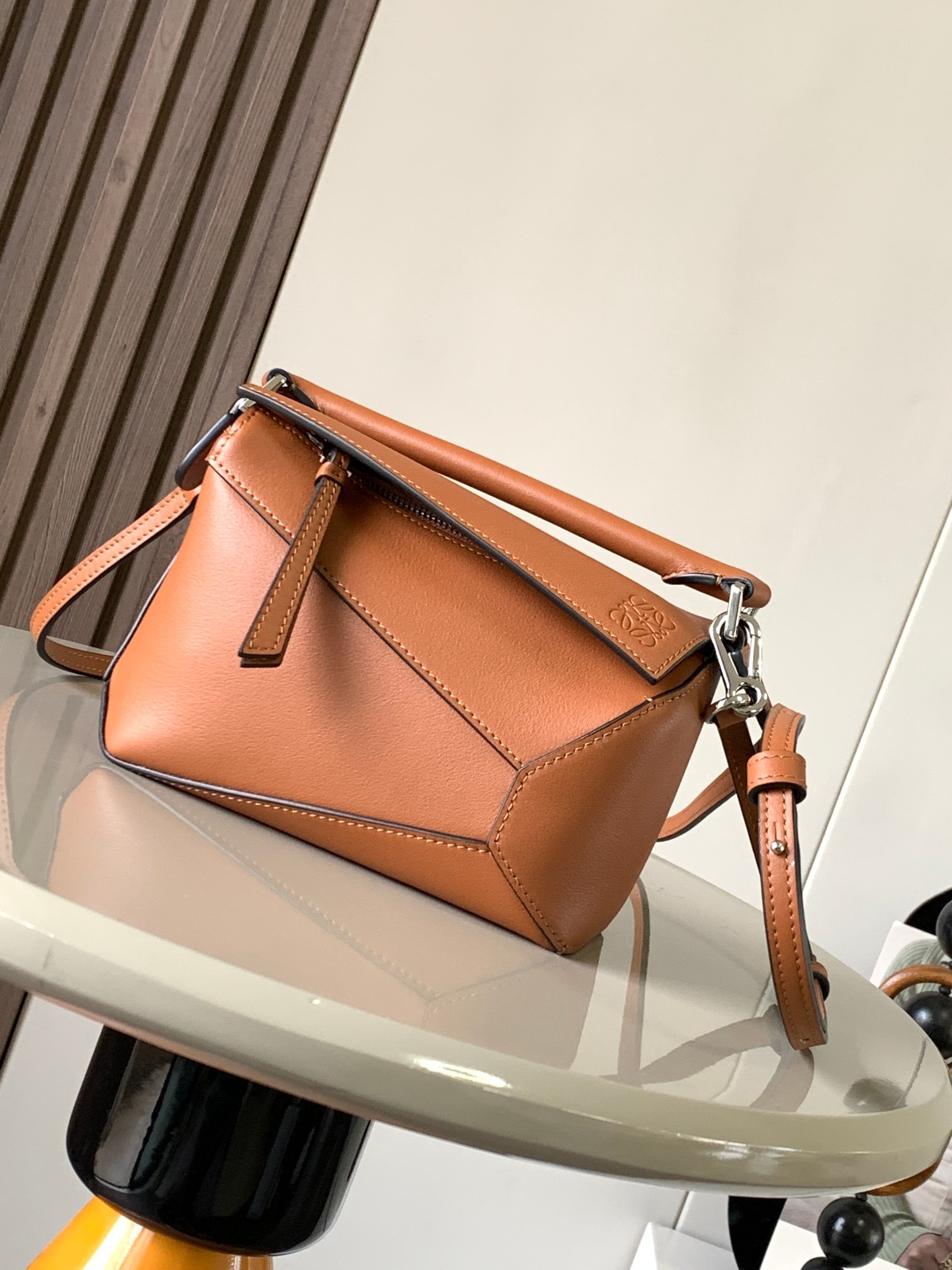 Bagsaaa L0ew* Mini Puzzle bag in classic calfskin brown - 18x8x12 cm