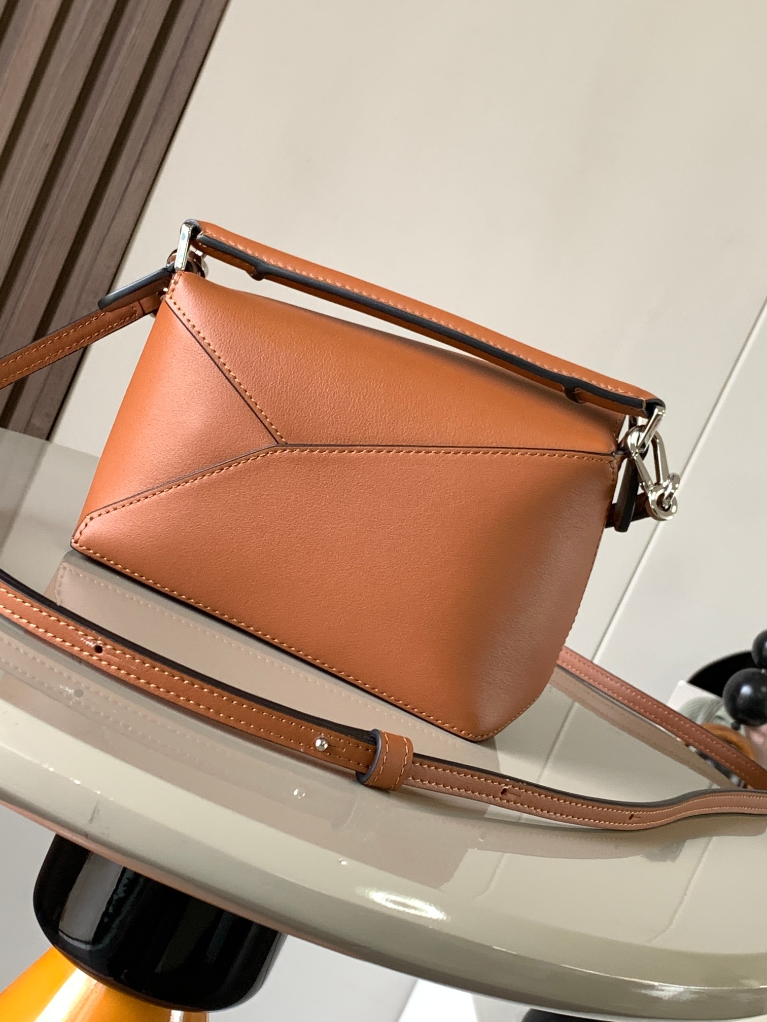 Bagsaaa L0ew* Mini Puzzle bag in classic calfskin brown - 18x8x12 cm