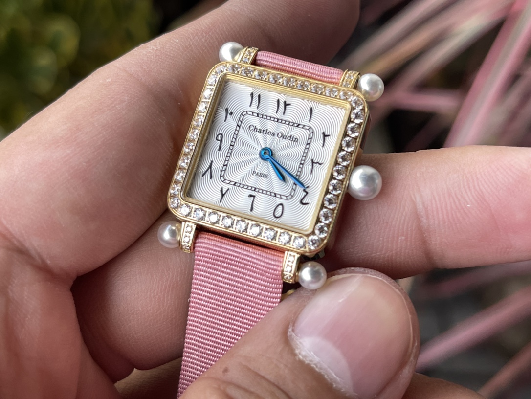Bagsaaa Charles Oudin Pink Watch