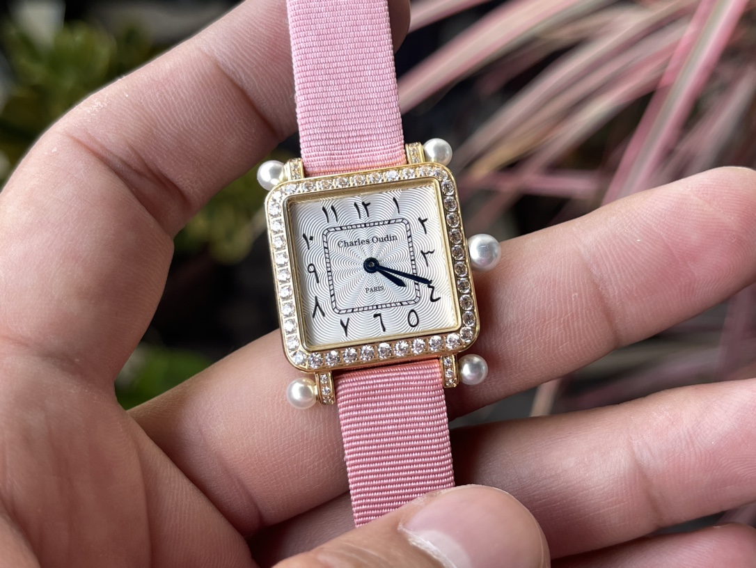Bagsaaa Charles Oudin Pink Watch