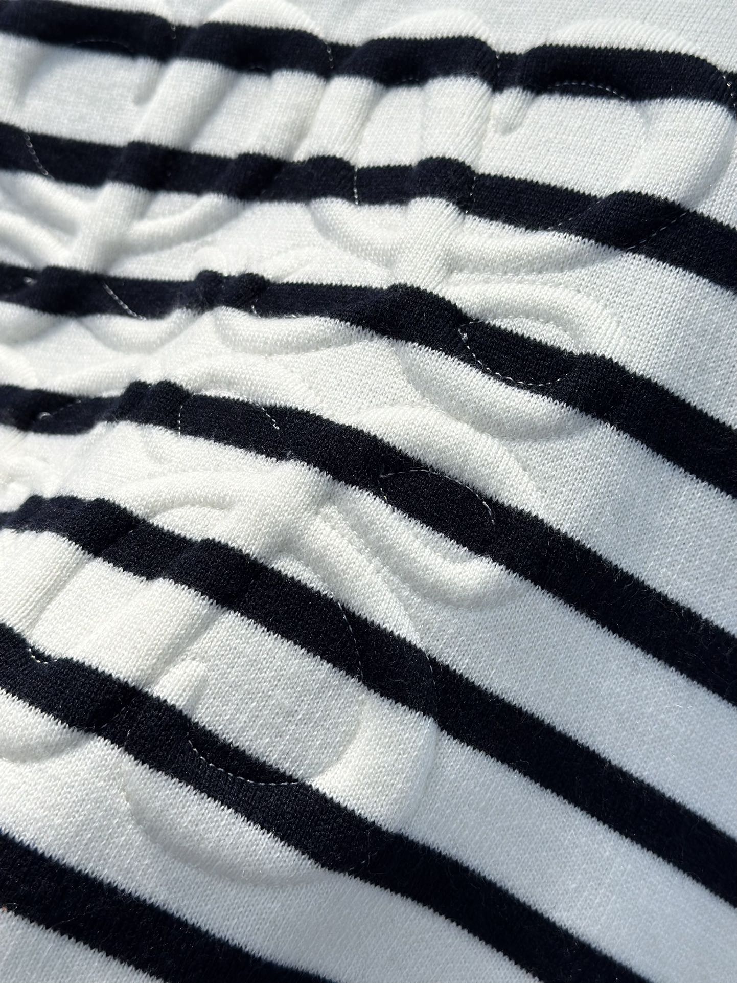 Bagsaaa L0ew* Anagram Sweater White & Black