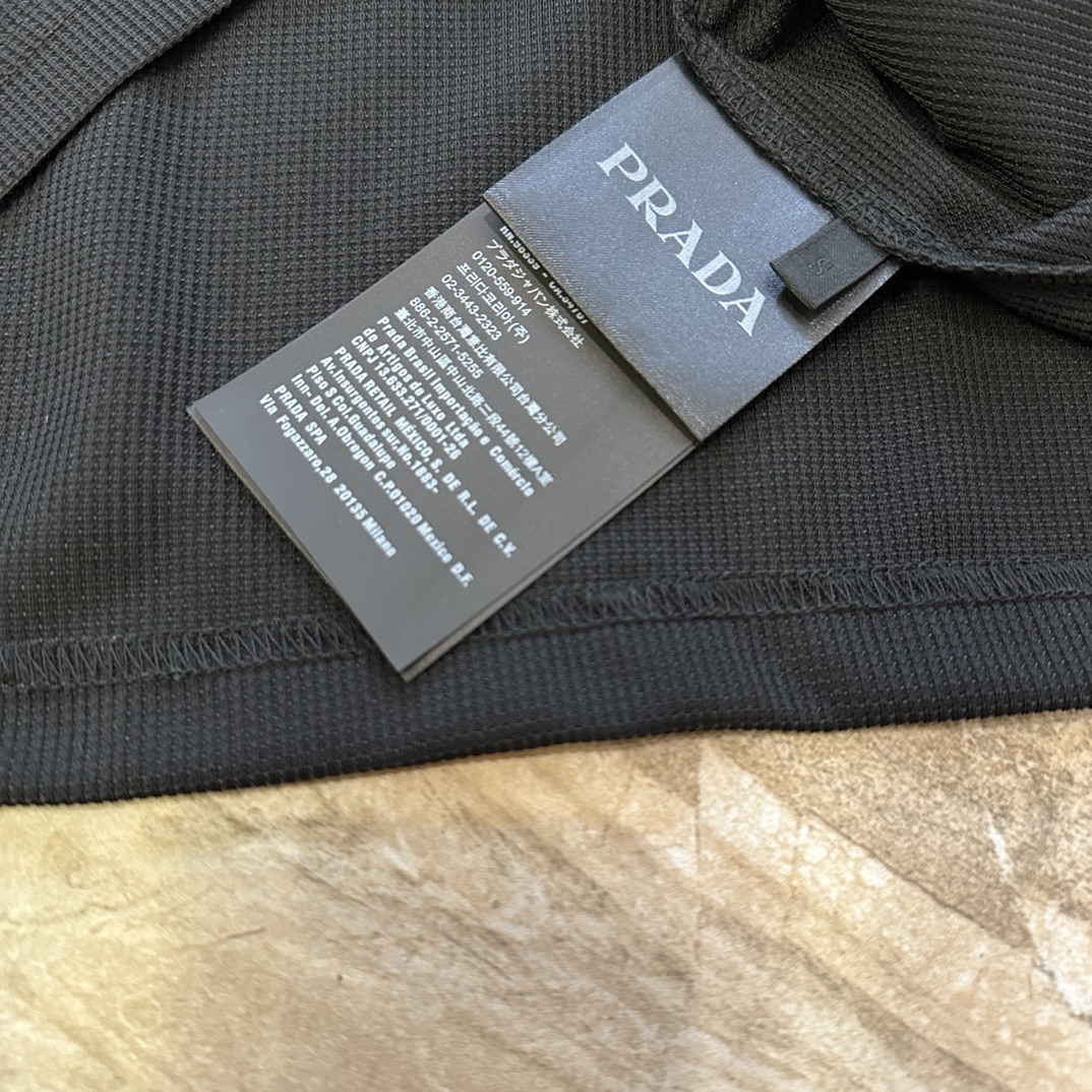 Bagsaaa Pra*a Black Polo With Zipper