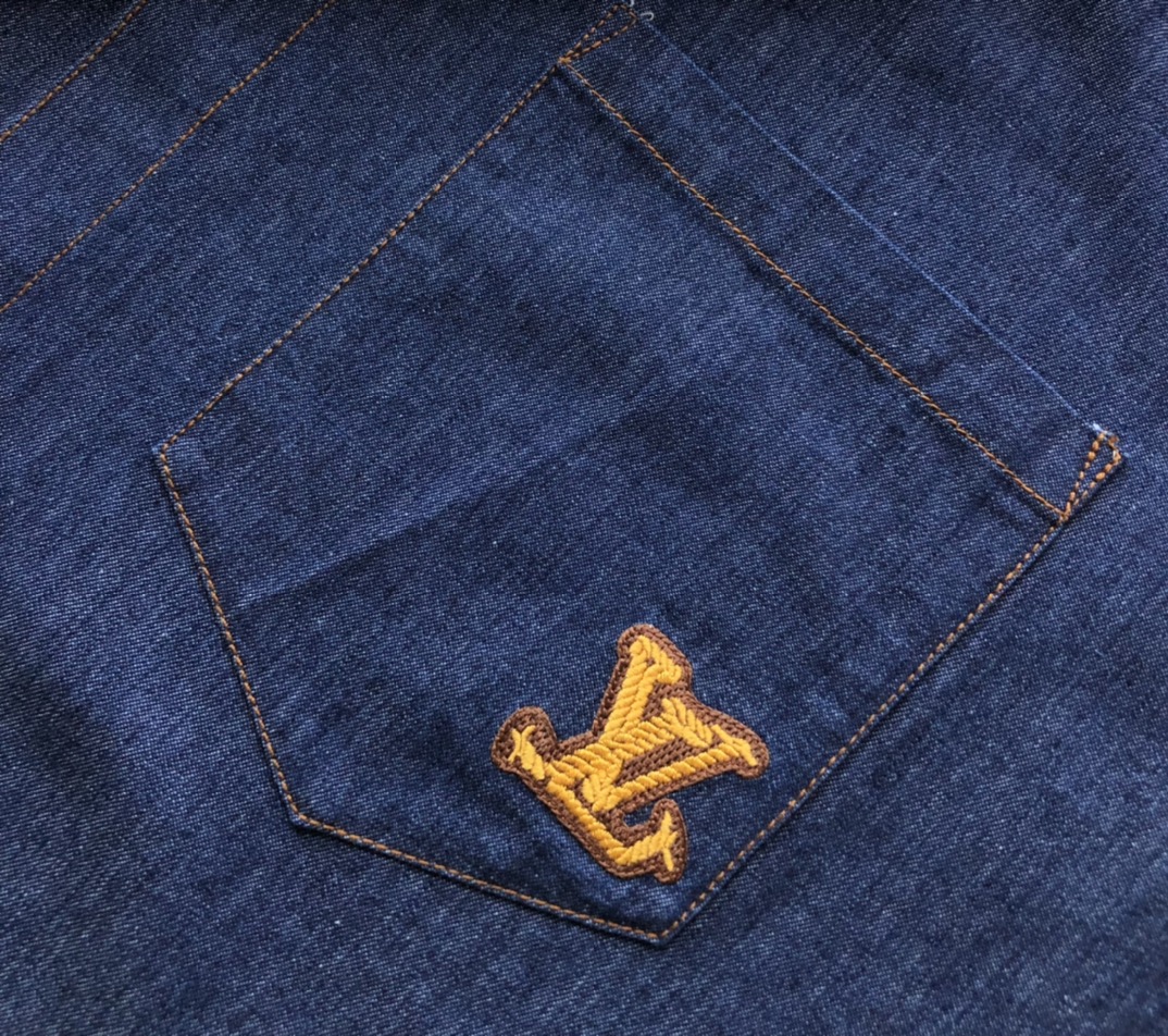 Bagsaaa LV Short-Sleeved Cotton Chambray Shirt