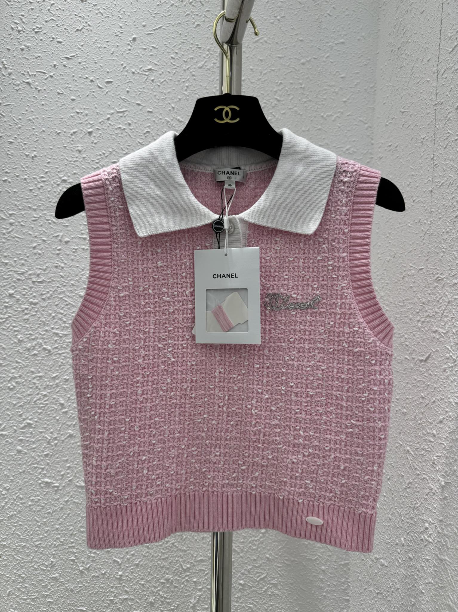 Bagsaaa Ch**el Pink Tweed Top