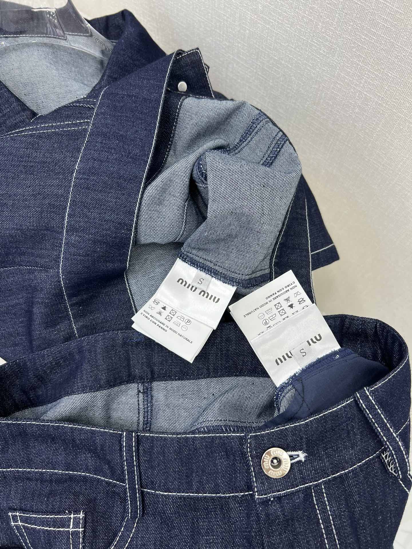 Bagsaaa L0ew* Jean Set