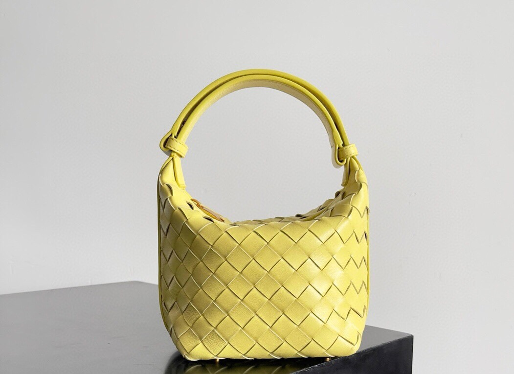 Bagsaaa B0tt*ga Ven*ta Candy Wallace Yellow - 17*13.5*5cm