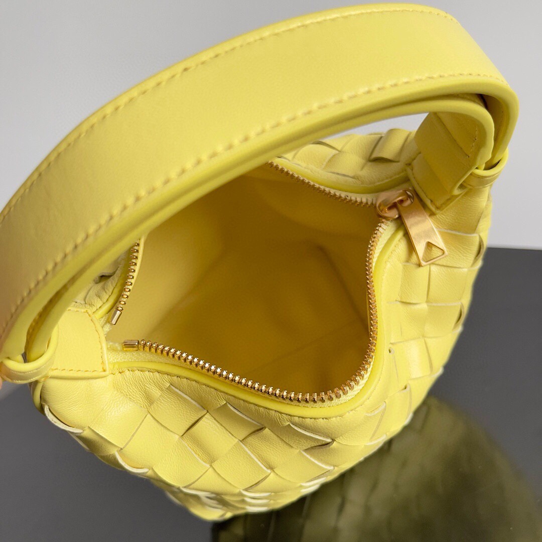 Bagsaaa B0tt*ga Ven*ta Candy Wallace Yellow - 17*13.5*5cm