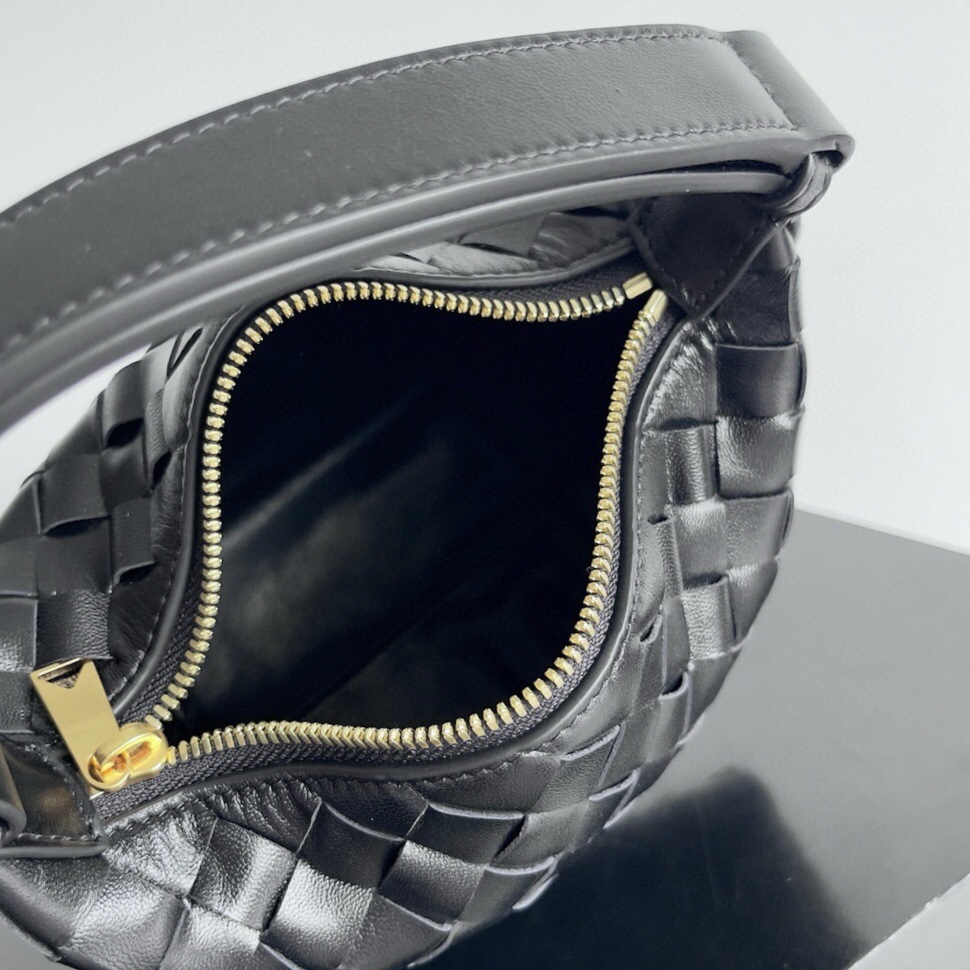 Bagsaaa B0tt*ga Ven*ta Candy Wallace Black - 17*13.5*5cm
