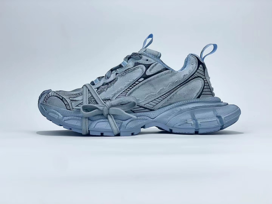 Bagsaaa Ba1en*iaga Blue Sneaker