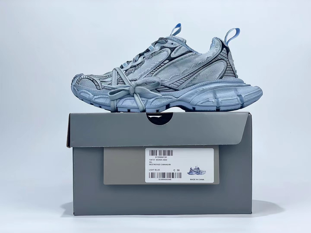 Bagsaaa Ba1en*iaga Blue Sneaker
