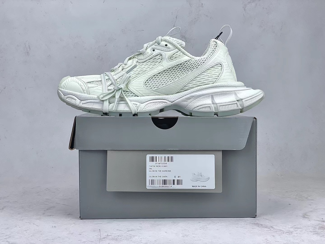 Bagsaaa Ba1en*iaga Light Green Sneaker