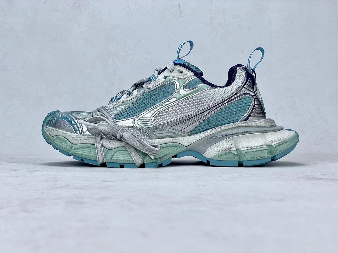 Bagsaaa Ba1en*iaga Light Blue Sneaker