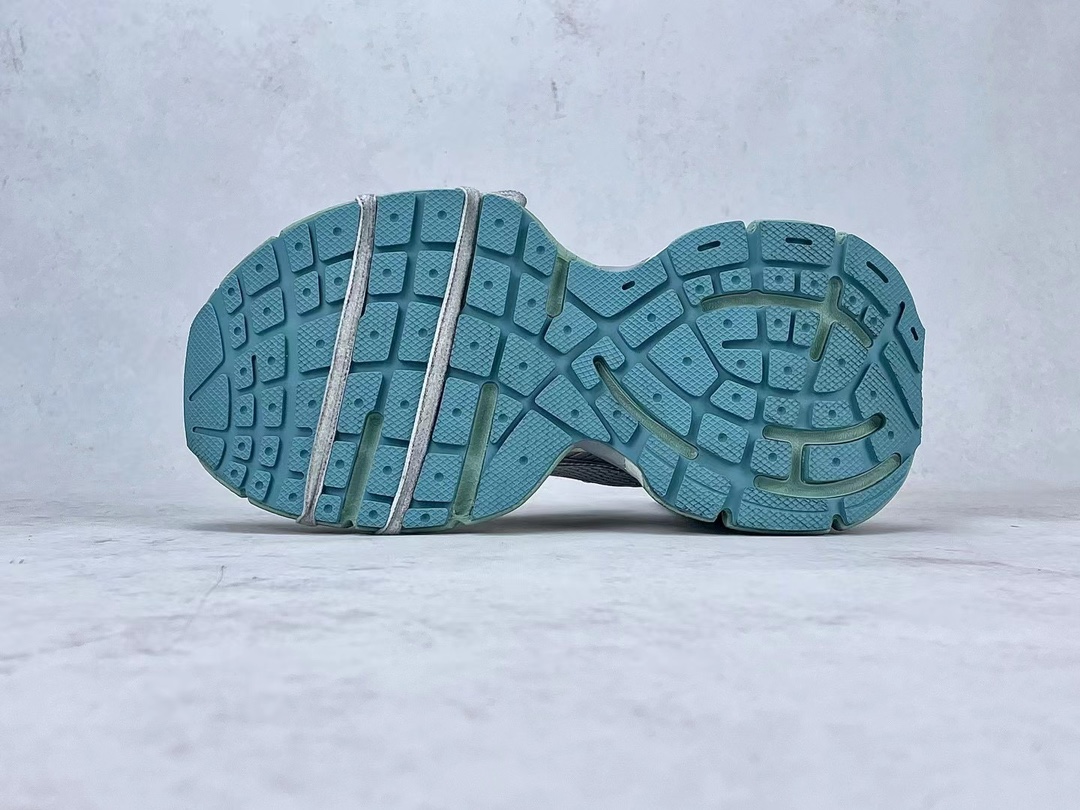 Bagsaaa Ba1en*iaga Light Blue Sneaker