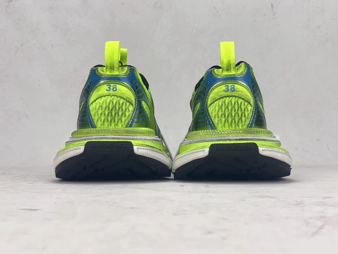 Bagsaaa Ba1en*iaga Neon Green Sneaker