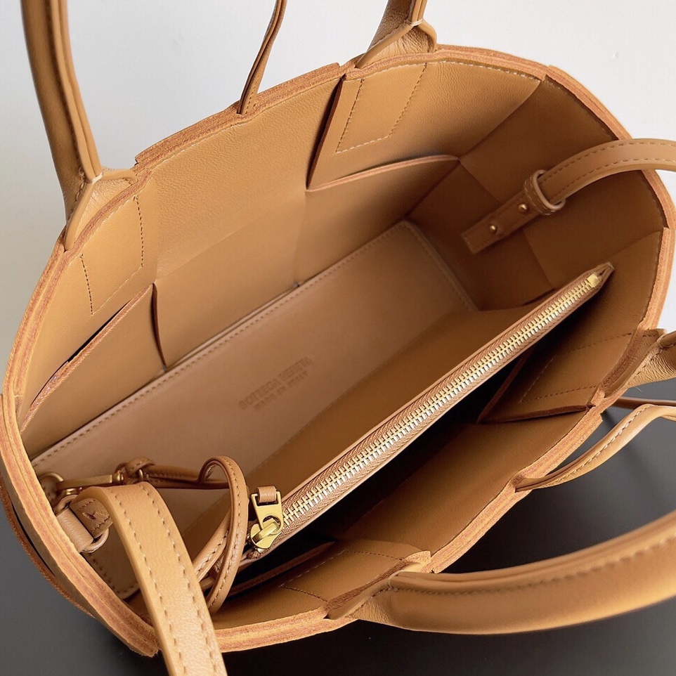 Bagsaaa B0tt*ga Ven*ta Mini Arco Tote Brown - 25*16*8cm