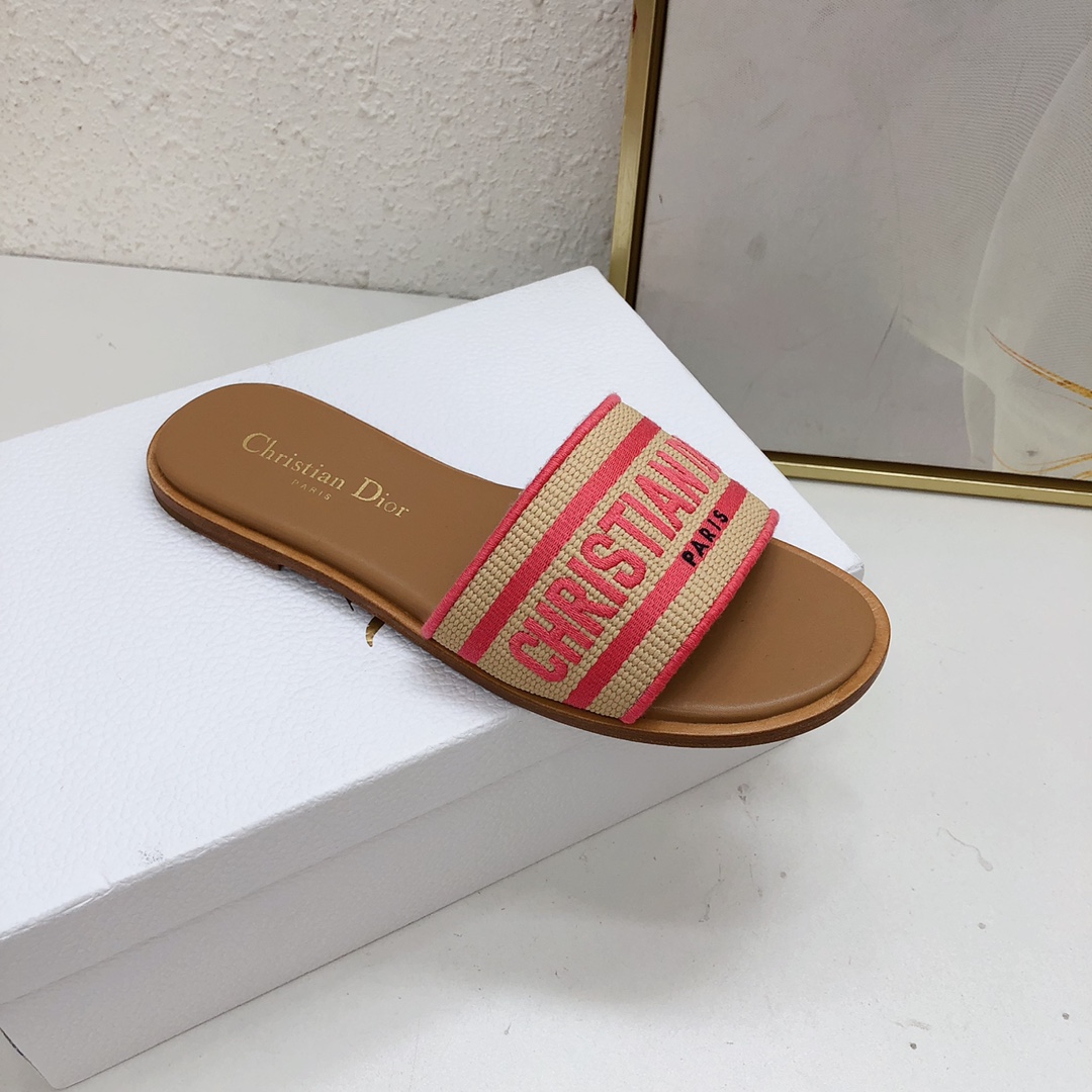 Bagsaaa D10riviera Dway Slide Natural Raffia and Candy Pink Embroidered Cotton